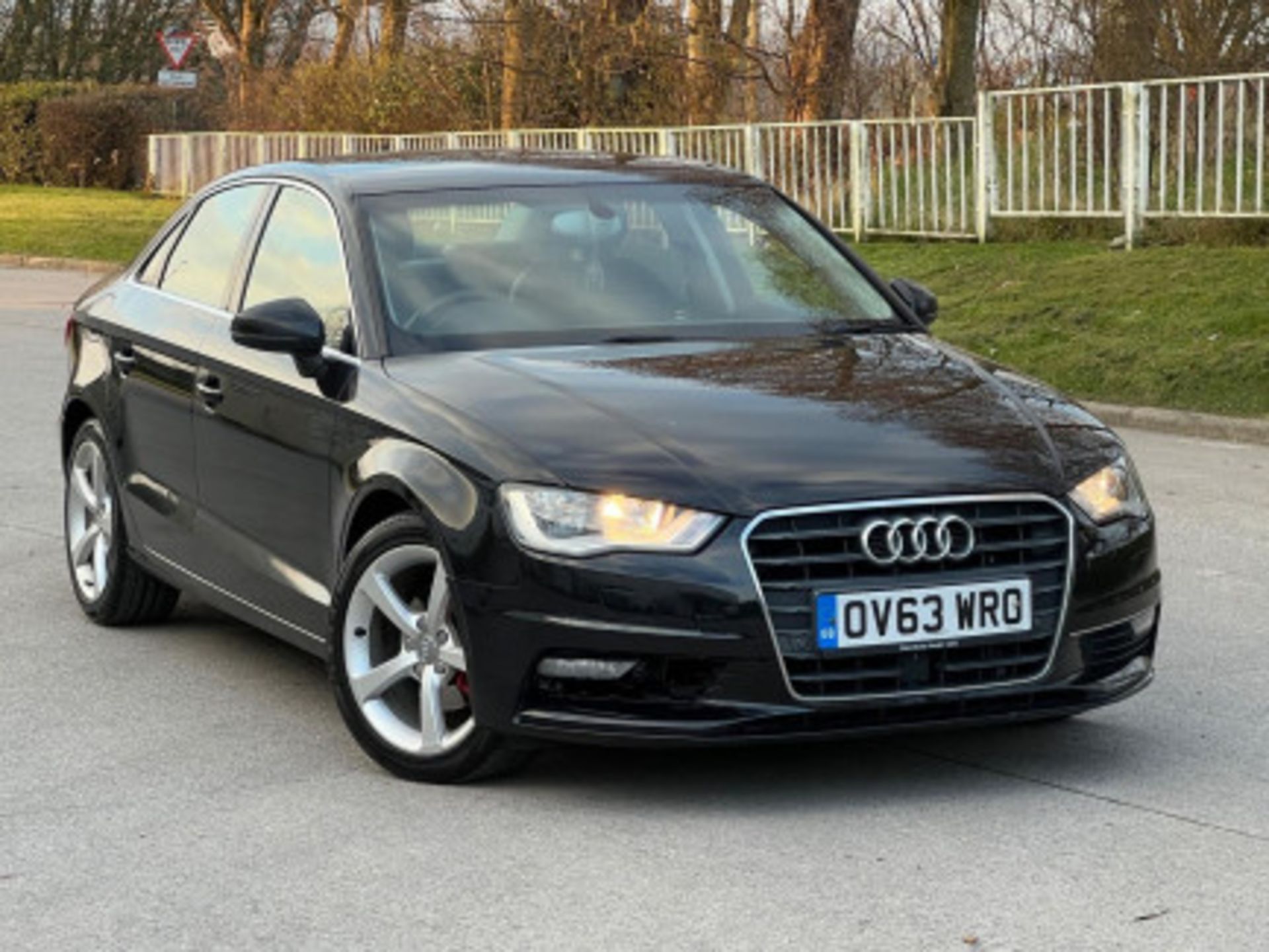 AUDI A3 2.0TDI SPORTBACK - STYLE, PERFORMANCE, AND COMFORT COMBINED >>--NO VAT ON HAMMER--<< - Image 35 of 216