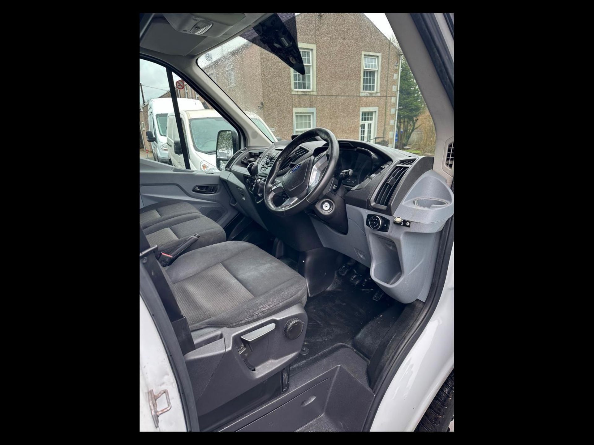 2018 FORD TRANSIT 2.0 TDCI 130PS L3H3 LONG WHEEL BASE PANEL VAN - Image 7 of 14