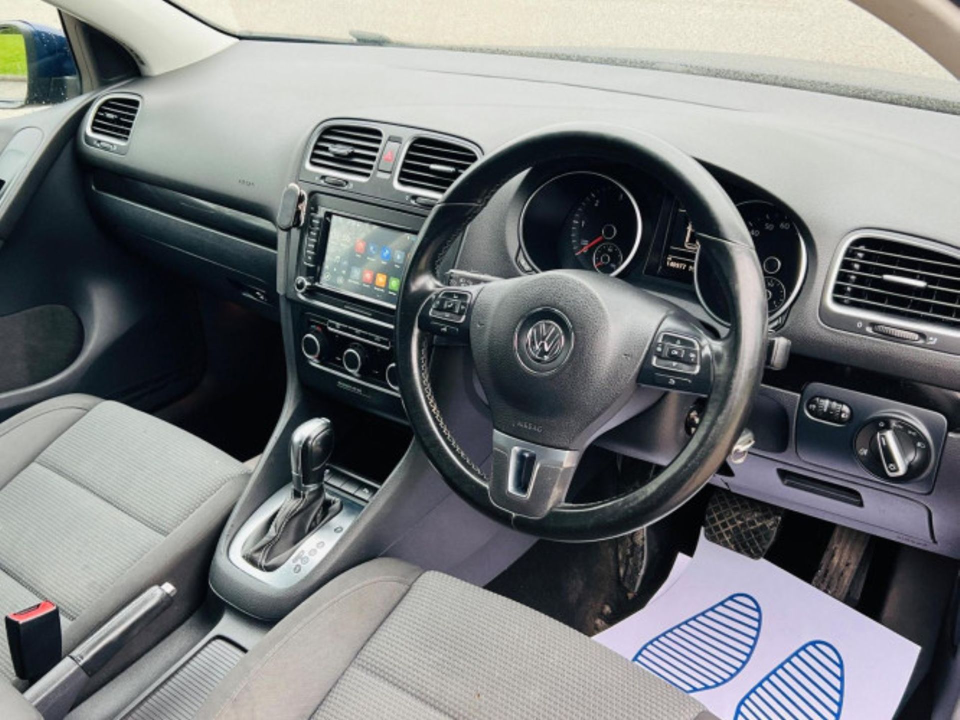 VOLKSWAGEN GOLF 1.6 TDI DSG EURO 5 >>--NO VAT ON HAMMER--<< - Image 71 of 113