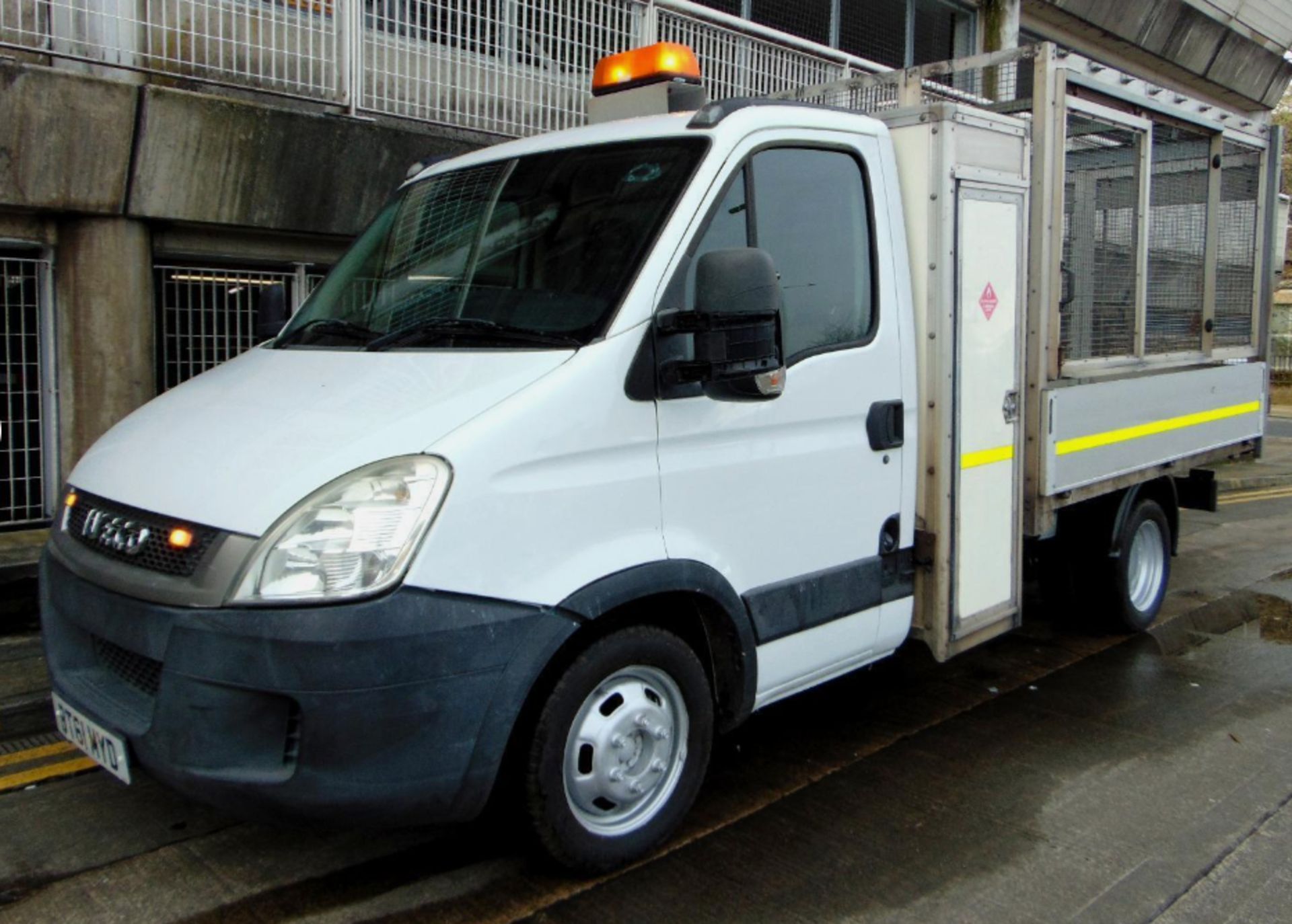 2011 IVECO DAILY TIPPER - DIRECT FROM CONWY COUNCIL, LOW MILEAGE, IMPECCABLE CONDITION - Image 3 of 15