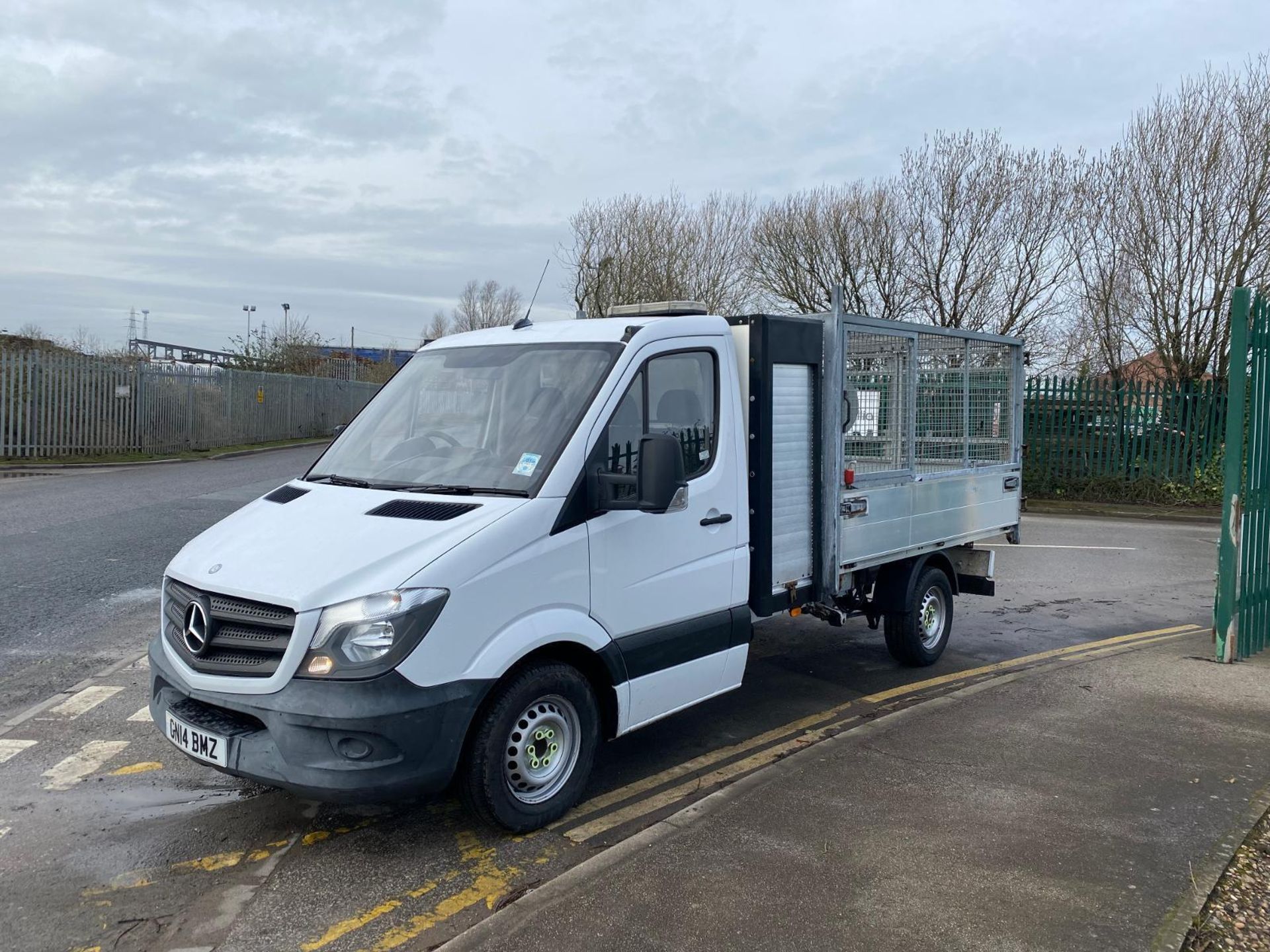 2014 MERCEDES SPRINTER: EX-COUNCIL TWIN TURBO TIPPER