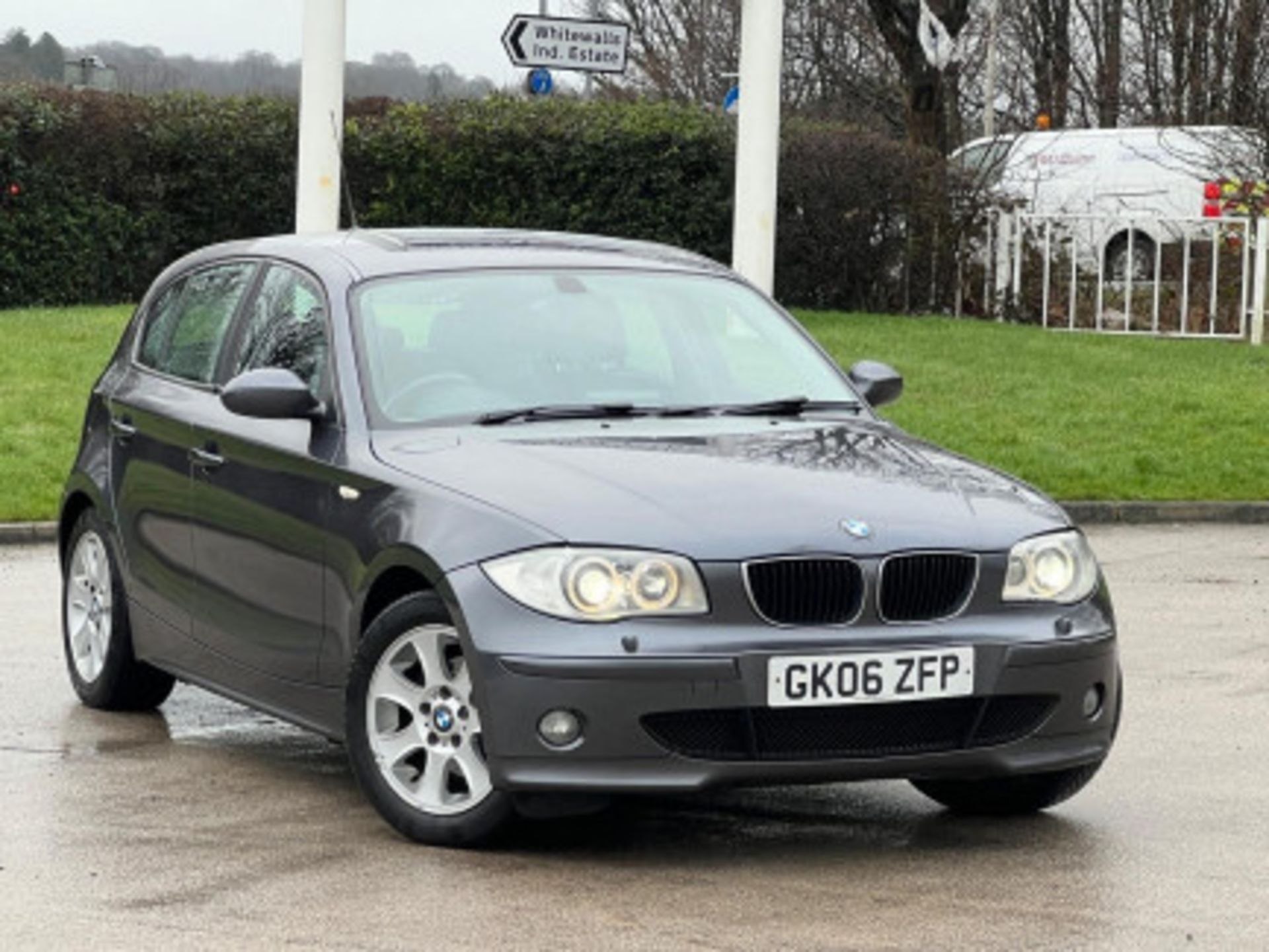BMW 1 SERIES 2.0 120D SE STEPTRONIC - STYLE, PERFORMANCE >>--NO VAT ON HAMMER--<< - Image 2 of 91