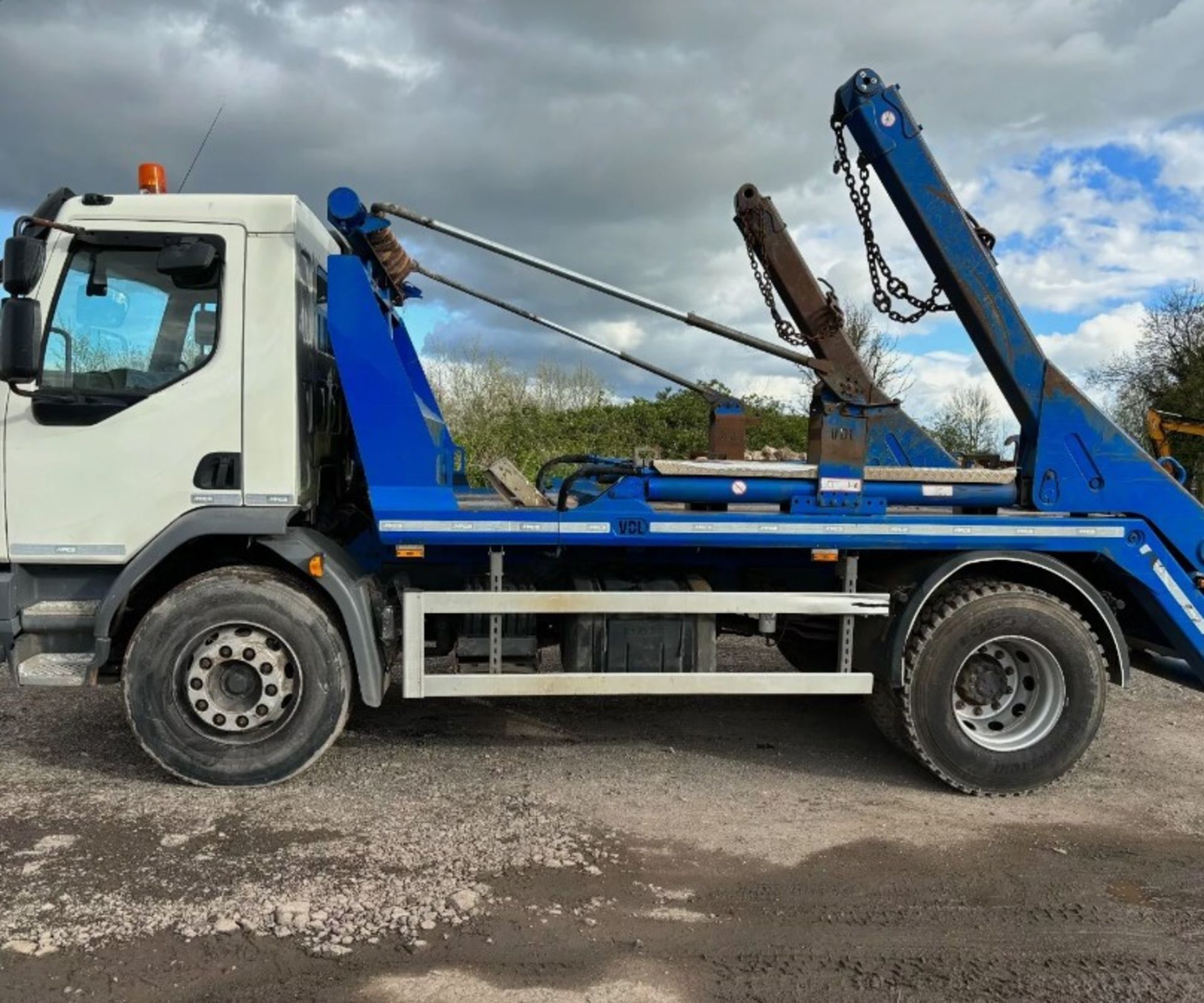 2016 DAF LF220 SKIPWAGON - RELIABLE, TESTED, AND READY FOR YOUR BUSINESS NEEDS - Image 11 of 18
