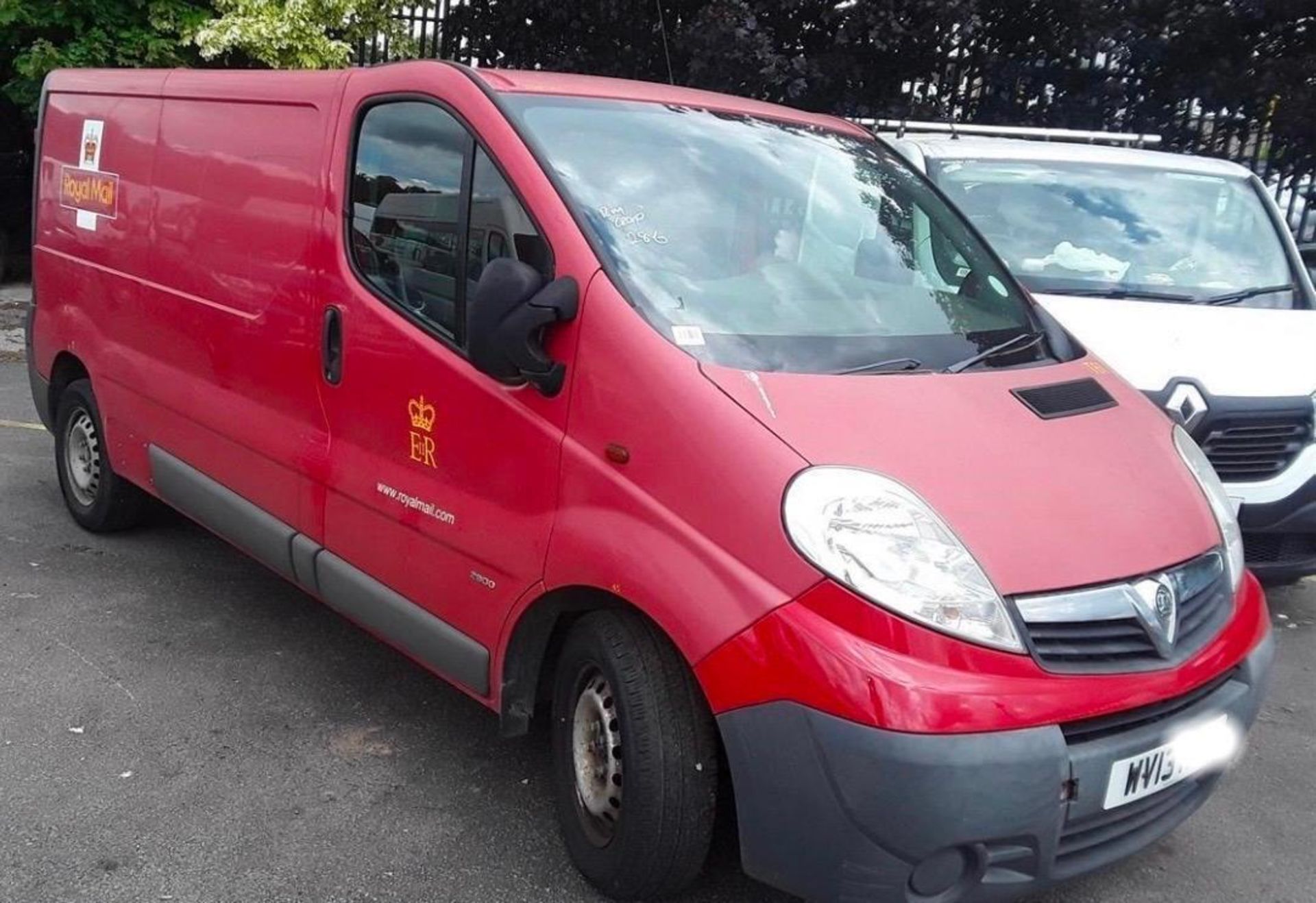 2013 VAUXHALL VIVARO LWB PANEL VAN **SPARES OR REPAIRS NON RUNNER