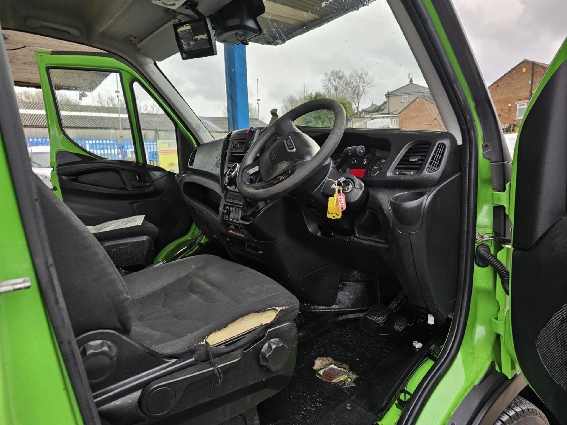 2018 IVECO DAILY 35S12 AUTOEURO6 CHASSIS CAB - Image 3 of 11