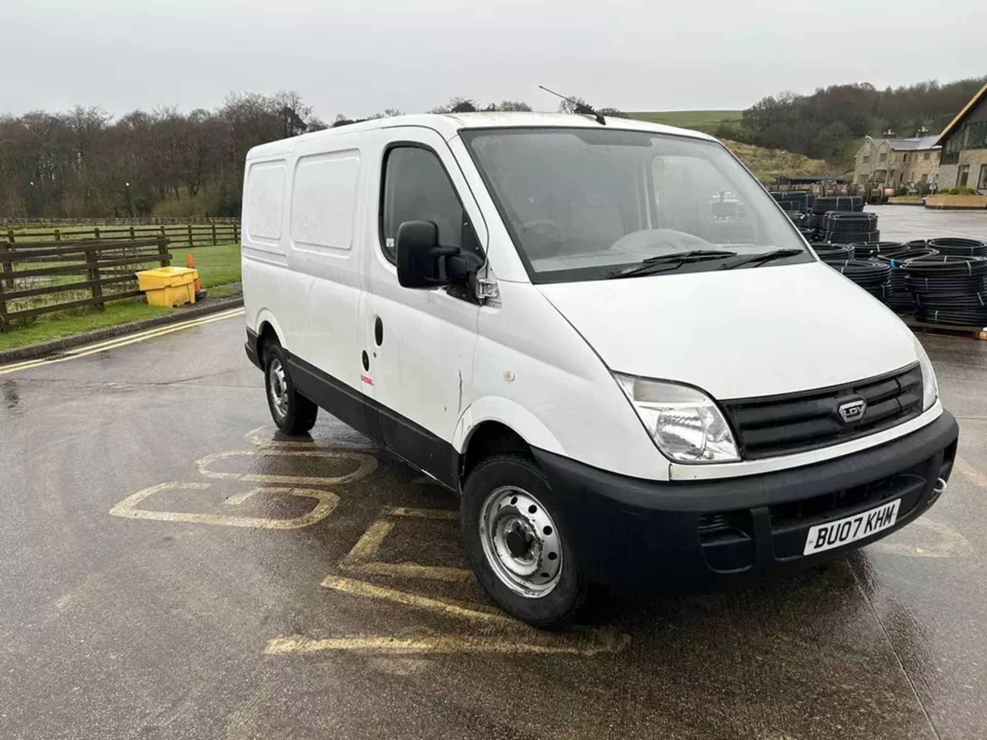 RELIABLE AND SPACIOUS LDV MAXIS 2.8T L1H1 SWB VAN - LOW MILEAGE, MOT UNTIL JAN 2025