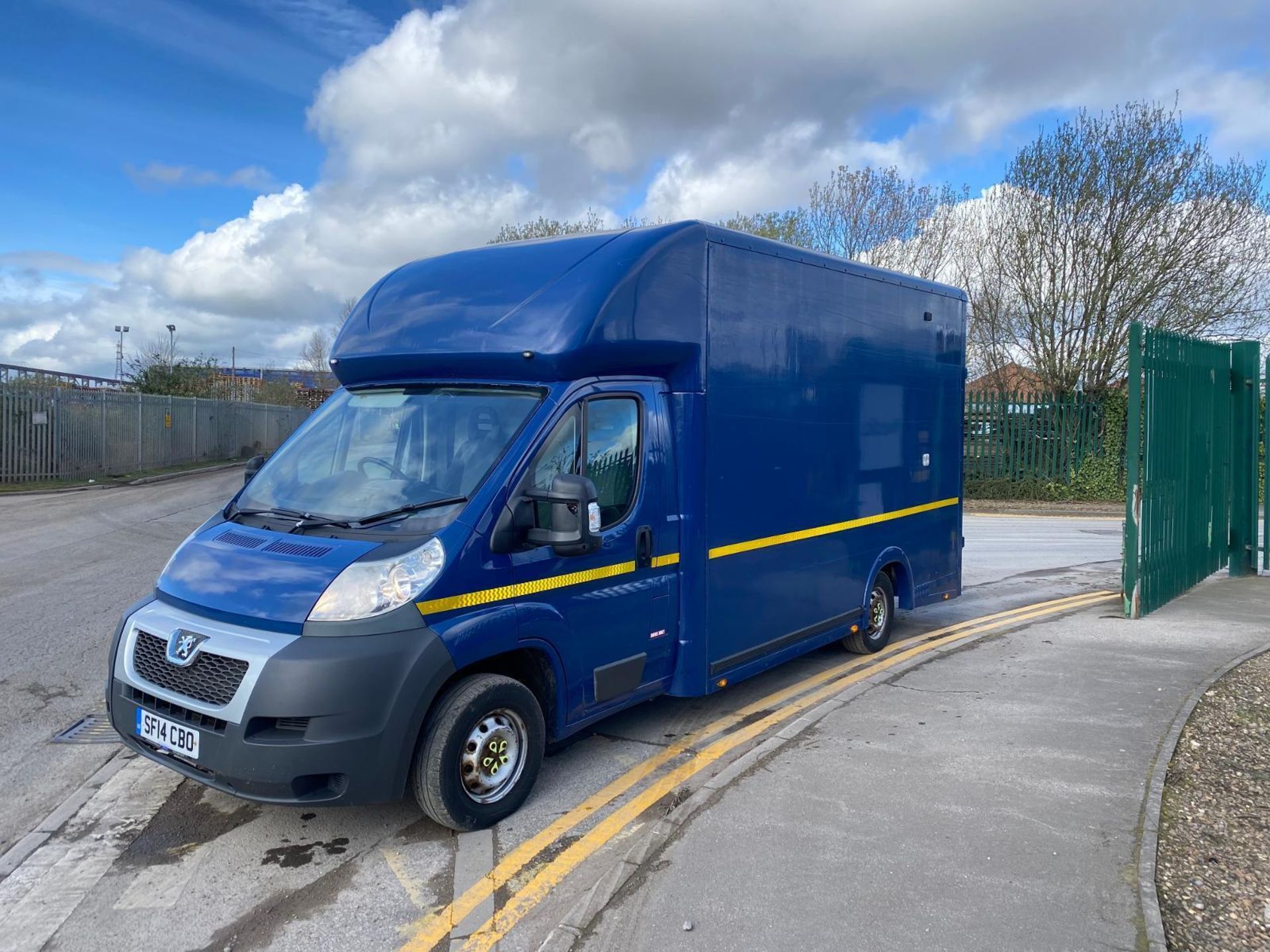 MAXIMIZE YOUR LOAD: 2014 PEUGEOT BOXER DIESEL LUTON >>--NO VAT ON HAMMER--<< - Image 13 of 13