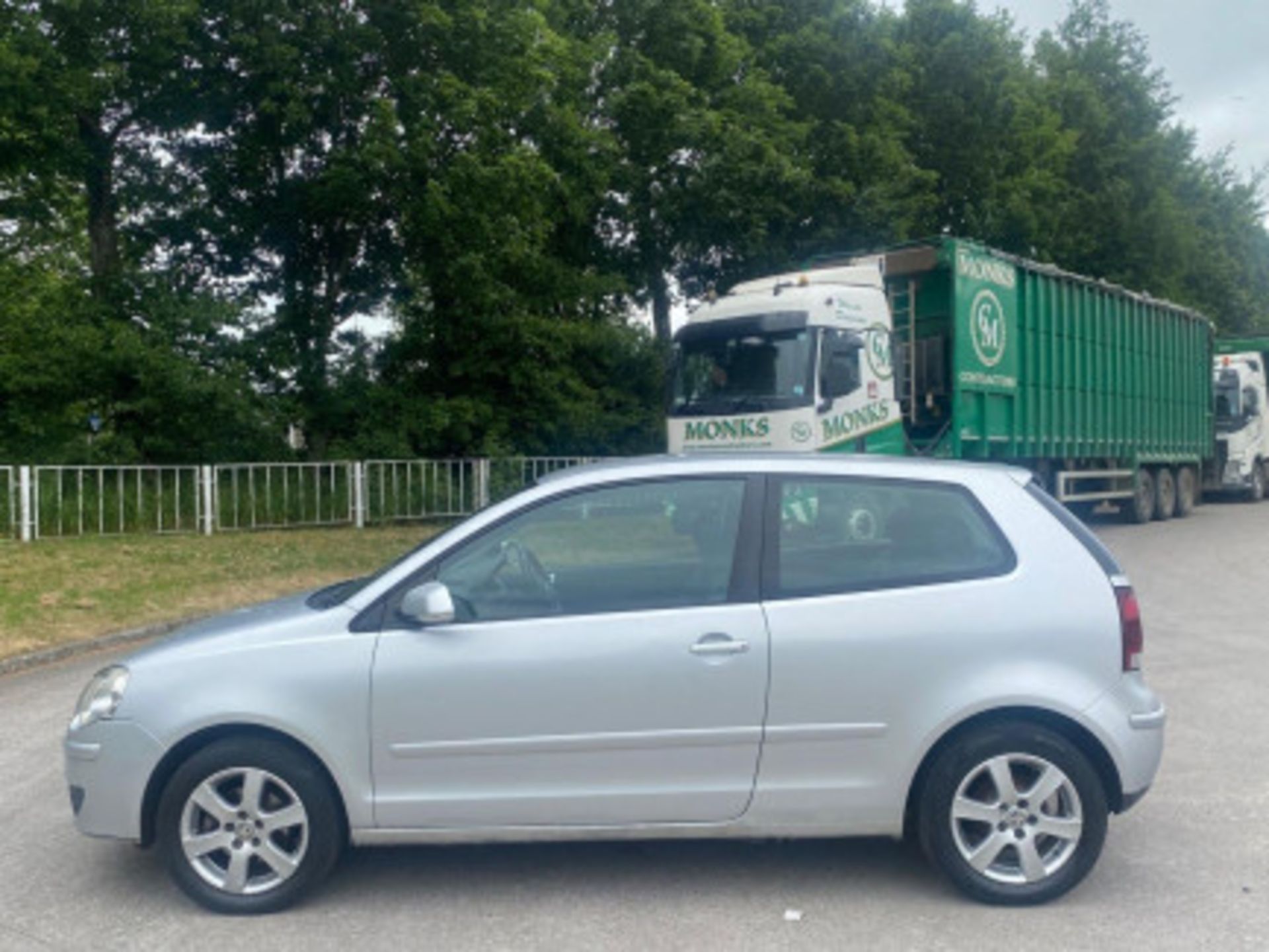 2009 VOLKSWAGEN POLO 1.2 3DR >>--NO VAT ON HAMMER--<< - Image 28 of 68