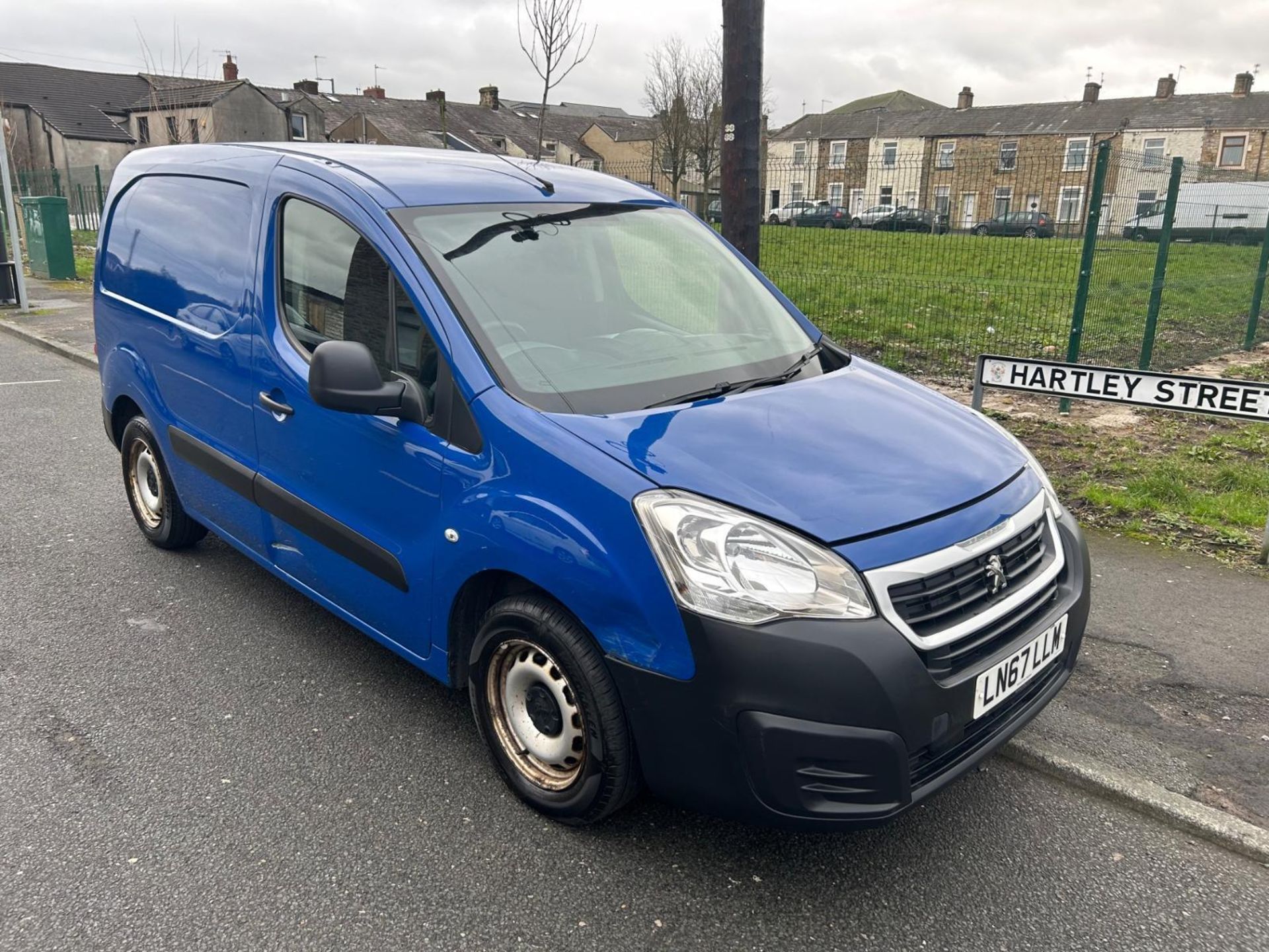 2017 PEUGEOT PARTNER 146K MILES - HPI CLEAR - READY FOR ACTION !