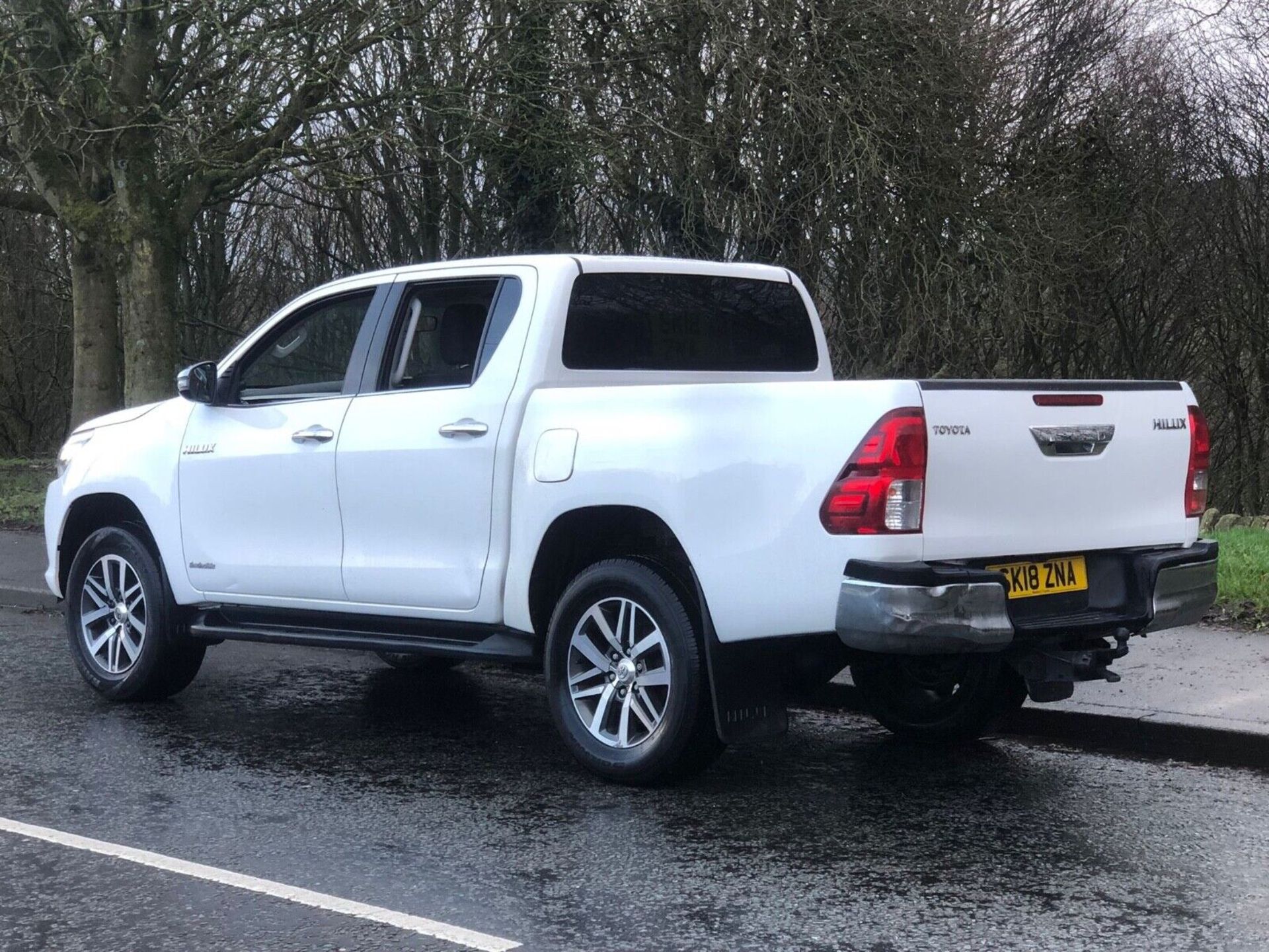 2018/18 TOYOTA HILUX 2.4 INVINCIBLE DOUBLE CAB - OFF-ROAD ADVENTURE READY>>--NO VAT ON HAMMER--<< - Image 12 of 14