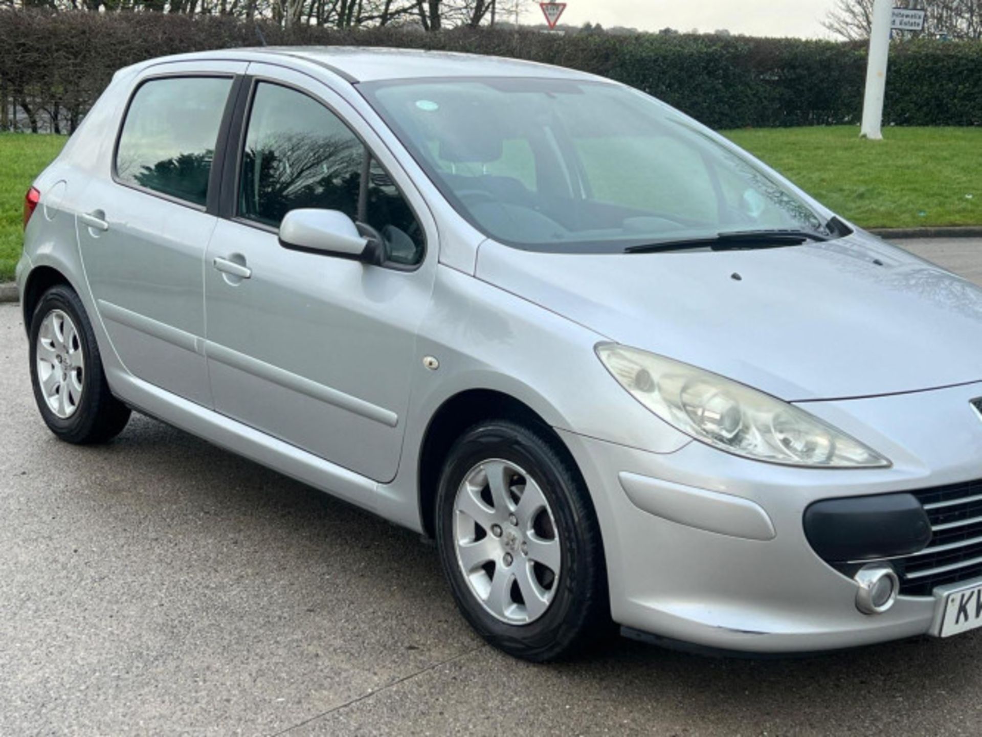 >>--NO VAT ON HAMMER--<<2007 PEUGEOT 307 1.4 16V S 5DR **(ONLY91 K MILEAGE)** - Image 59 of 76