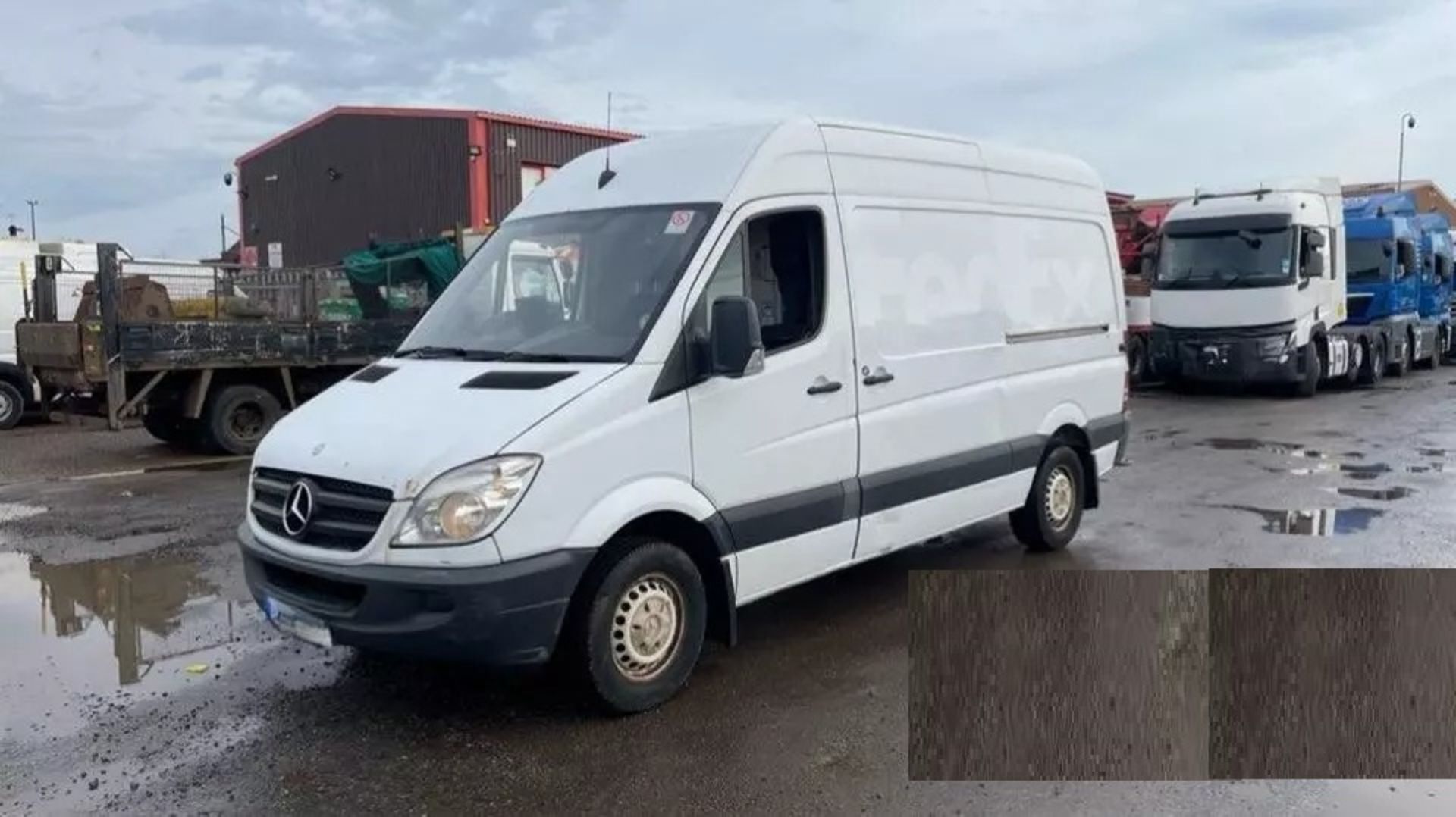 MERCEDES-BENZ SPRINTER 2013 - DIRECT FROM FEDEX, IDEAL FOR HEAVY DUTY