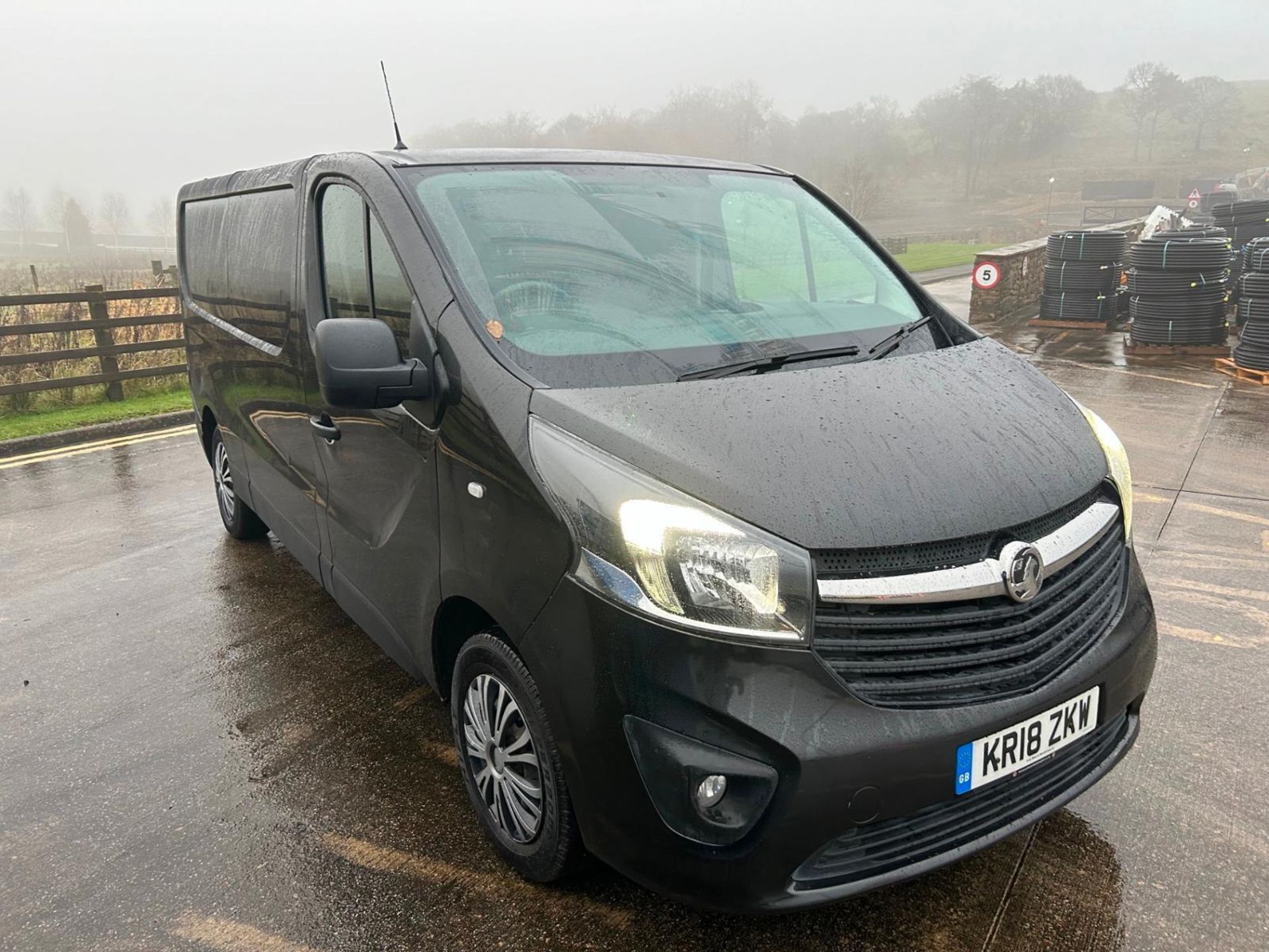 2018 VAUXHALL VIVARO SPORTIVE - 152K MILES- HPI CLEAR- READY FOR ACTION! - Image 10 of 10