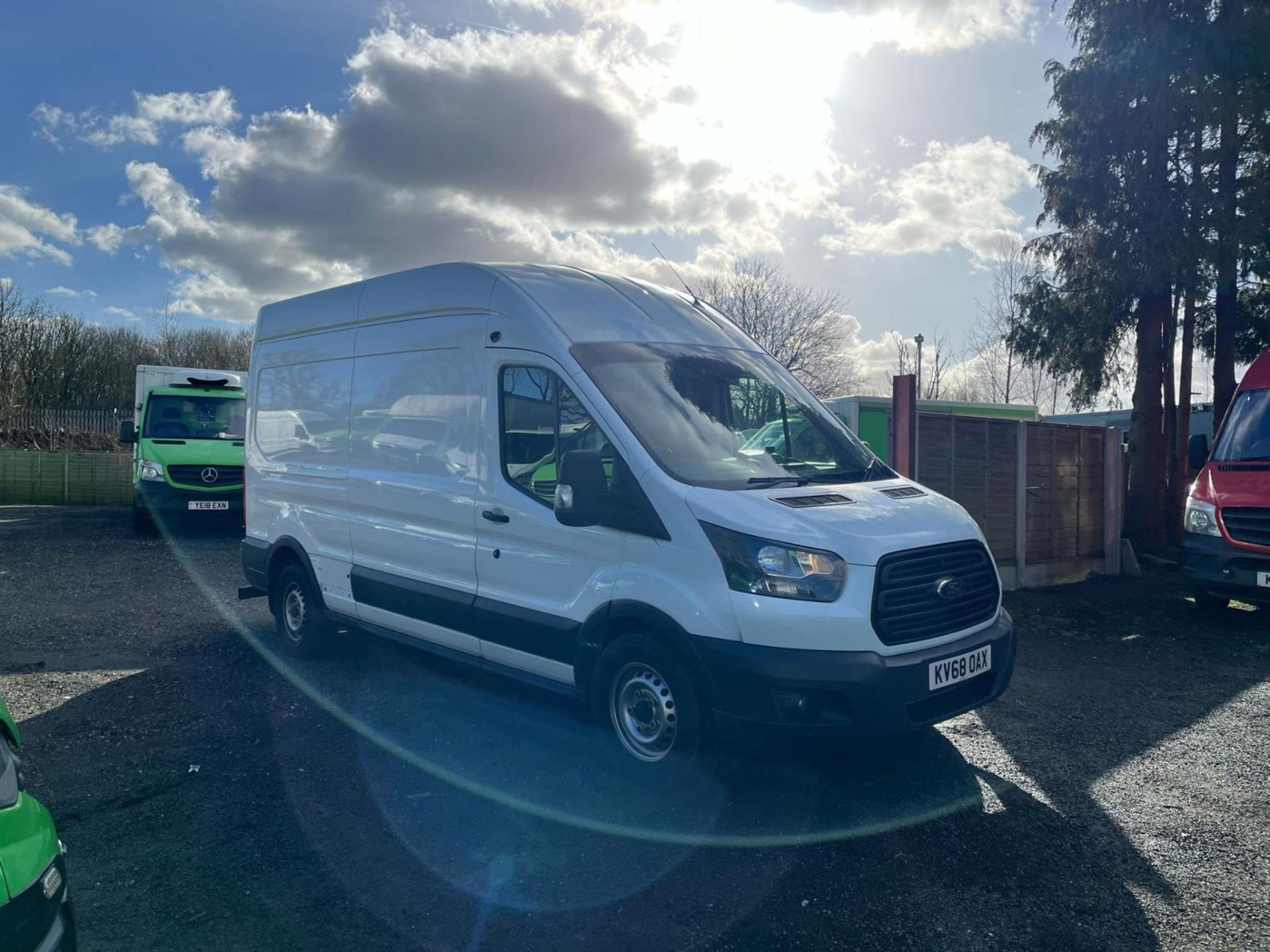 2018 FORD TRANSIT 2.0 TDCI 130PS L3 H3 - RELIABLE, SPACIOUS, AND READY FOR YOUR BUSINESS NEEDS - Image 12 of 16