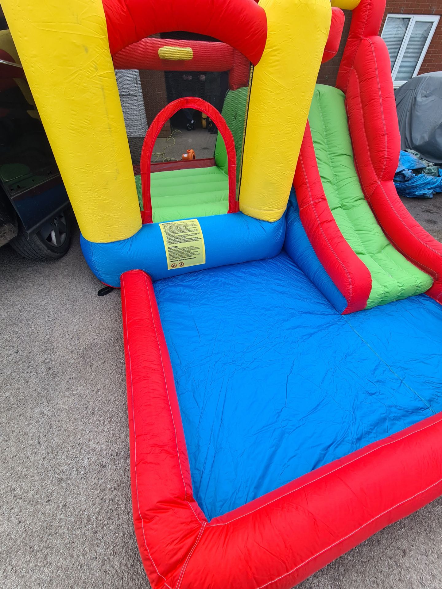 BRAND NEW - KIDS BLOW-UP WET & DRY BOUNCY PLAY AREA - NEW - Image 7 of 14