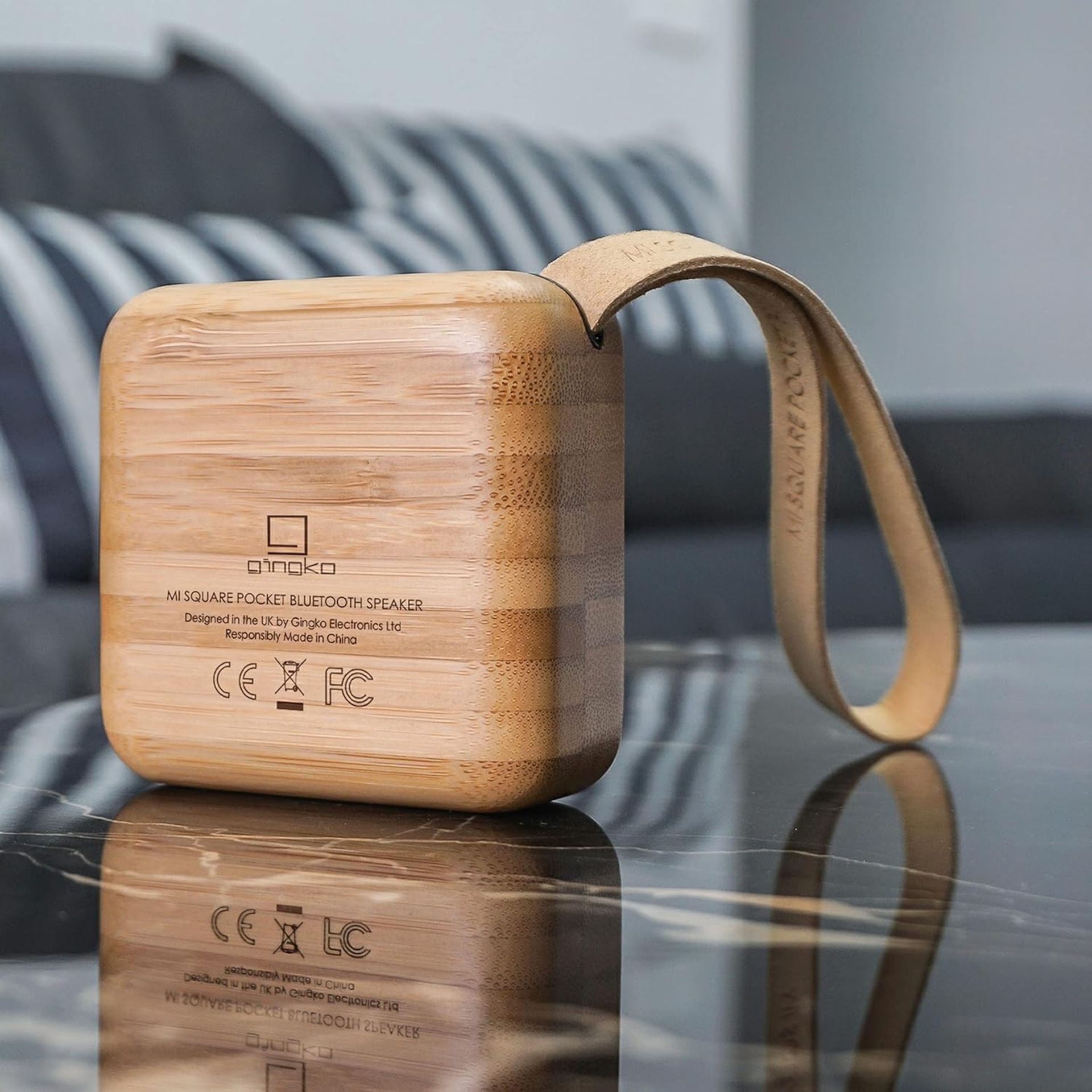 20 X NEW GINGKO MI SQUARE POCKET SOLID WOOD PORTABLE BLUETOOTH SPEAKER RECHARGEABLE BATTERY - Image 2 of 5