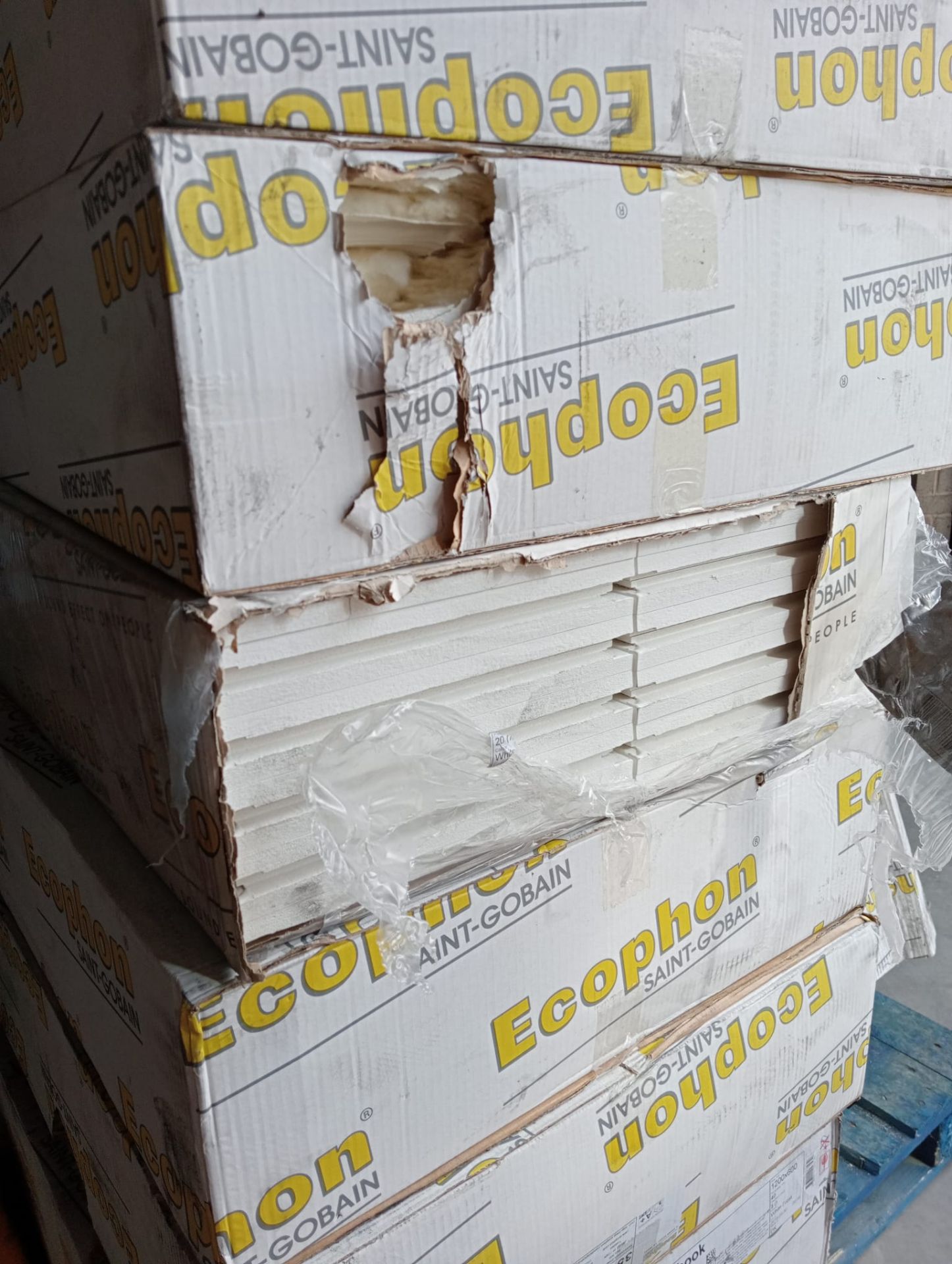 JOBLOT OF ECOPHON ACOUSTIC CEILING TILES - GRADE B - Image 4 of 7