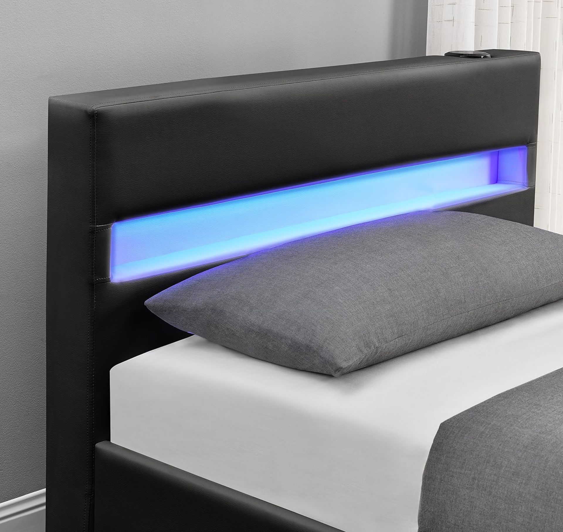 DESIGNER MUSIC BED, BLUETOOTH, SPEAKERS, LED COLOUR CHANGING FAUX LEATHER BED FRAME WITH REMOTE - Image 3 of 4