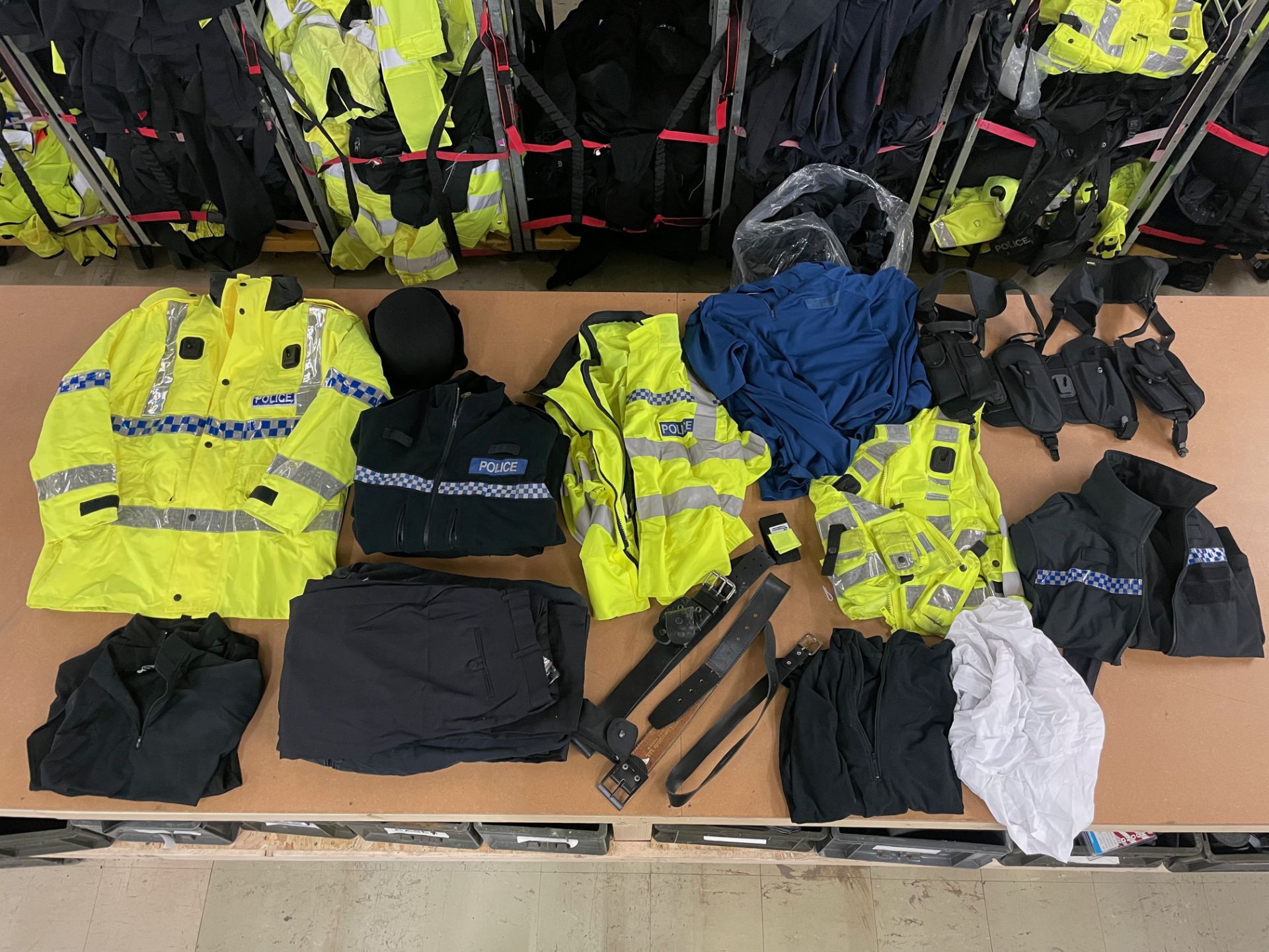 5 X BAGS STUFFED WITH EX POLICE UNIFORM CLOTHING & ACCESSORIES - RRP £1375.00 - NO VAT ON HAMMER