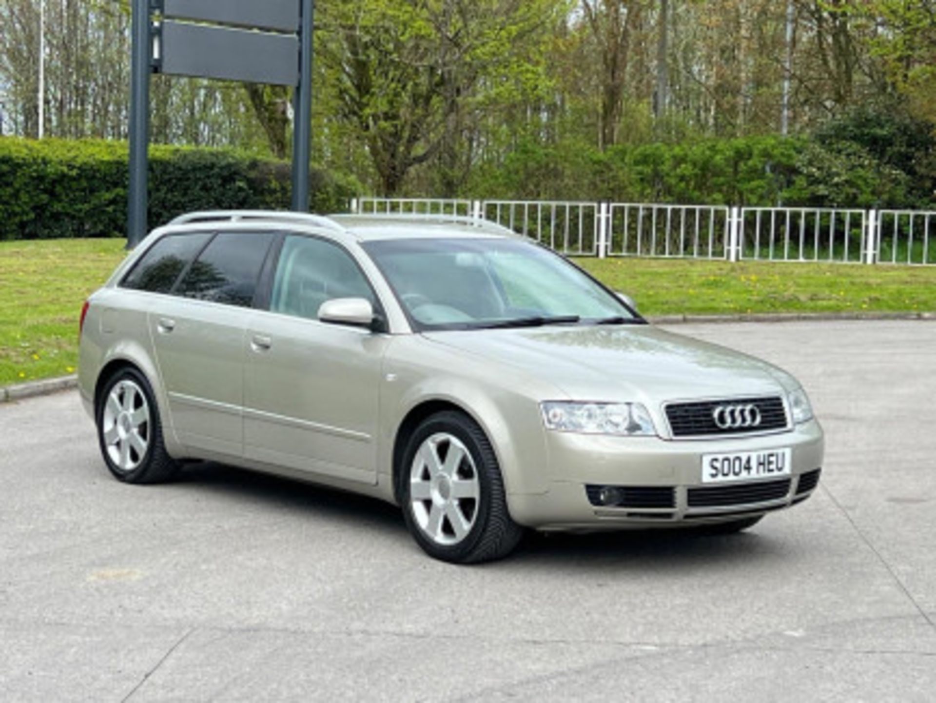 IMPECCABLE AUDI A4 AVANT 2.4 SE CVT 5DR ESTATE >>--NO VAT ON HAMMER--<< - Image 194 of 392