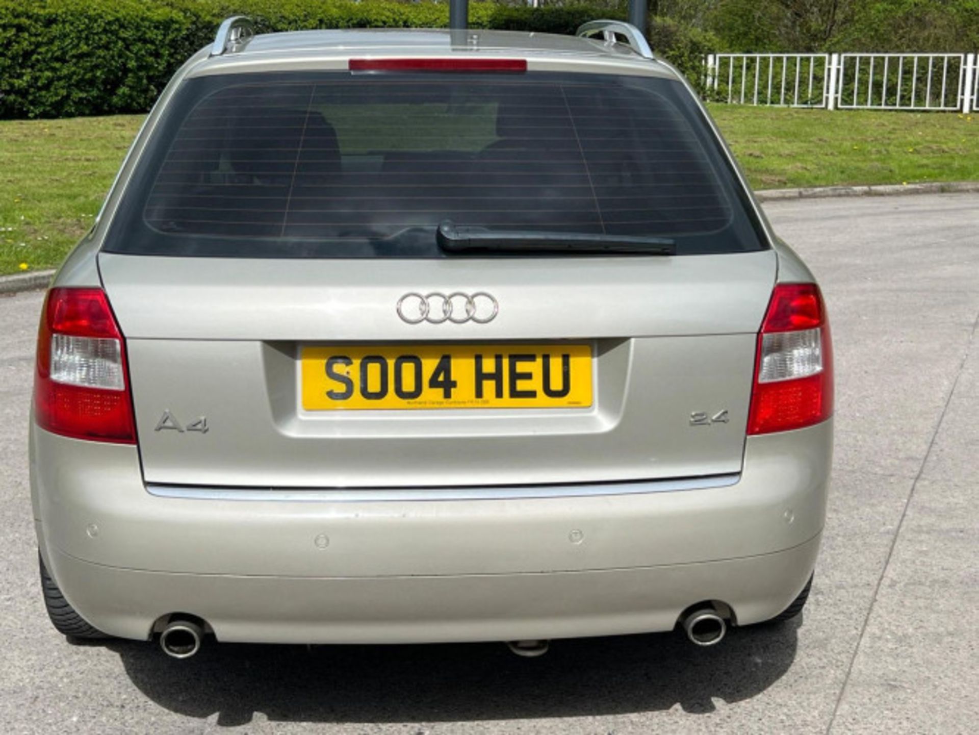 IMPECCABLE AUDI A4 AVANT 2.4 SE CVT 5DR ESTATE >>--NO VAT ON HAMMER--<< - Image 359 of 392