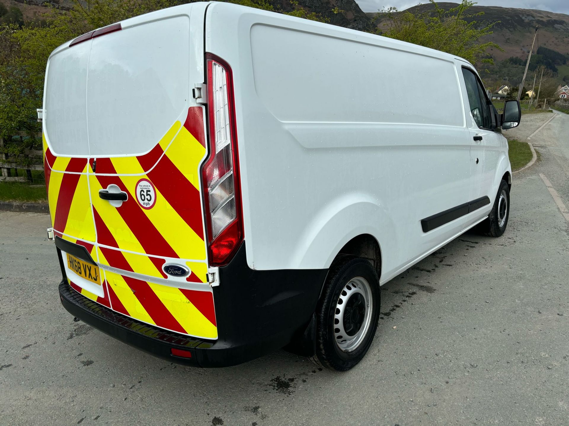 EFFICIENCY AND COMFORT COMBINED: 2019 FORD TRANSIT PANEL VAN T300 LWB WITH AIR CON! - Bild 15 aus 15