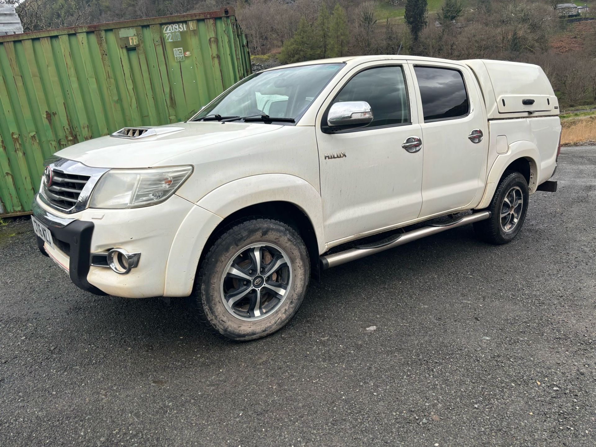 2016 TOYOTA HILUX INVINCIBLE X