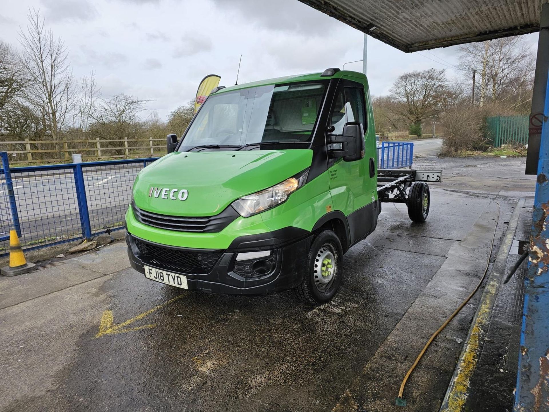 2018 IVECO DAILY 35S12 AUTOEURO6 CHASSIS CAB - Image 2 of 11
