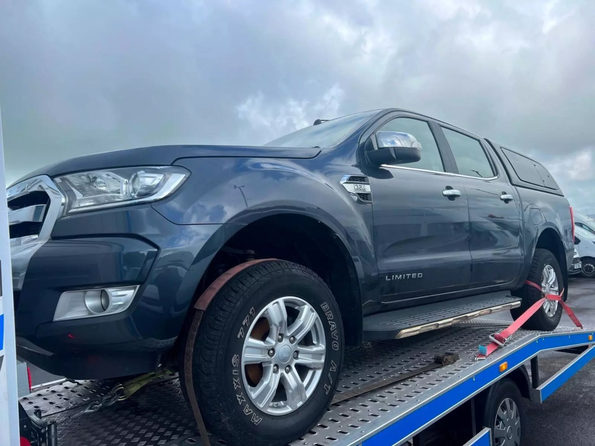 FORD RANGER LIMITED DOUBLE CAB 2018 ( SPARES OR REPAIRS ) - Image 7 of 8