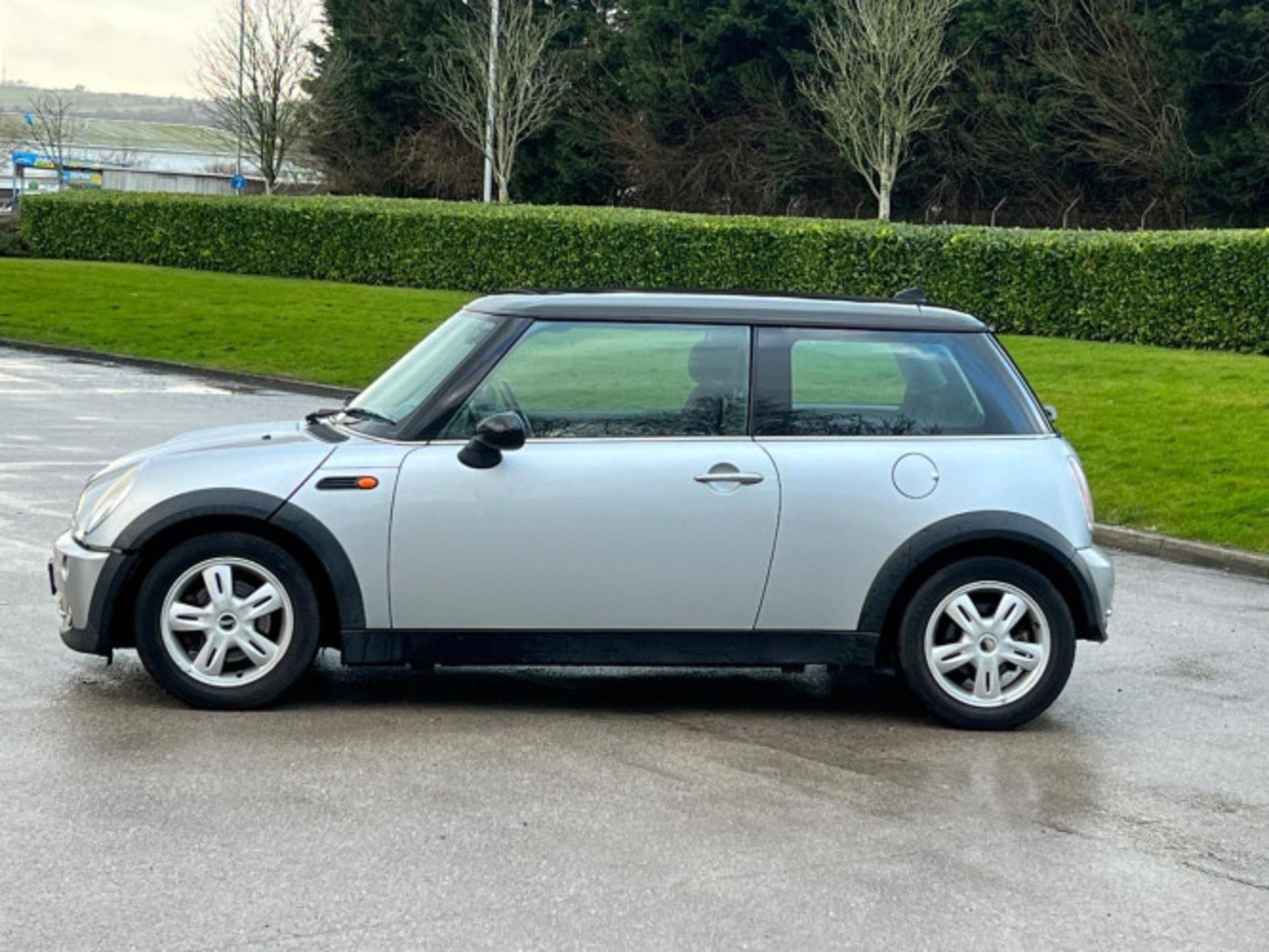 >>--NO VAT ON HAMMER--<< 2005 MINI HATCH 1.6 COOPER EURO 4 3DR -**(ONLY 78K MILEAGE)** - Image 114 of 116