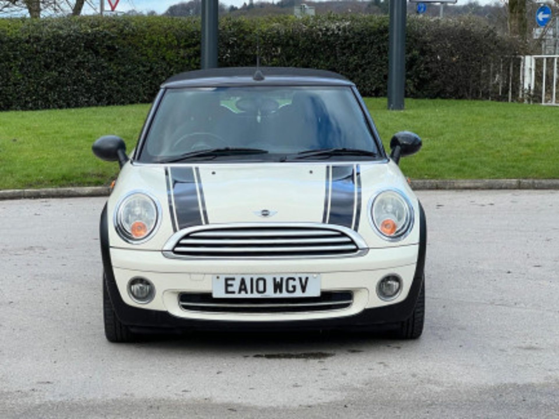 2010 MINI CONVERTIBLE ONE 1.6 - 92K MILES -WELL-MAINTAINED >--NO VAT ON HAMMER--<< - Image 25 of 80