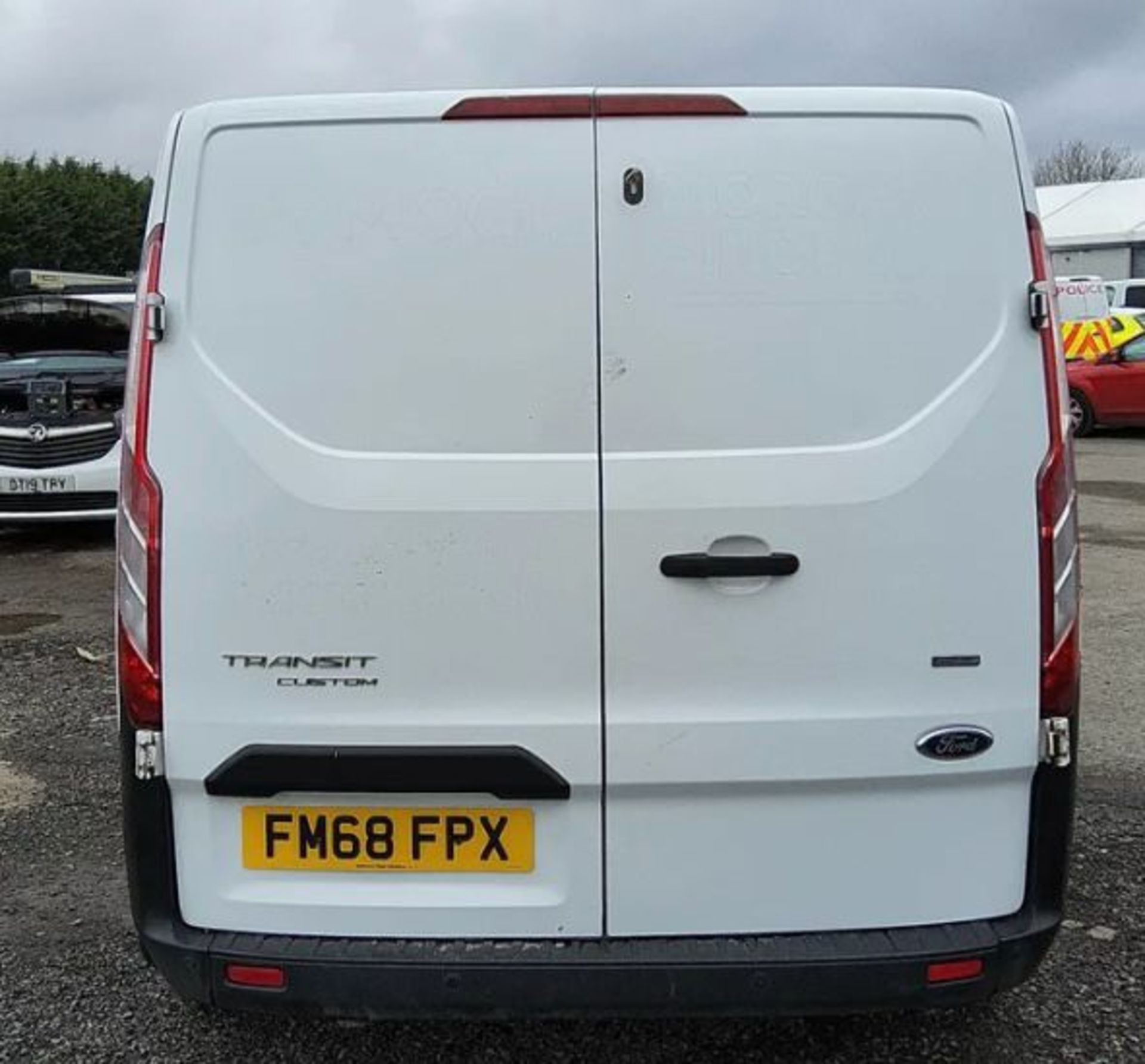 2019 FORD TRANSIT VAN T300 – YOUR RELIABLE WORK PARTNER! - Image 7 of 7