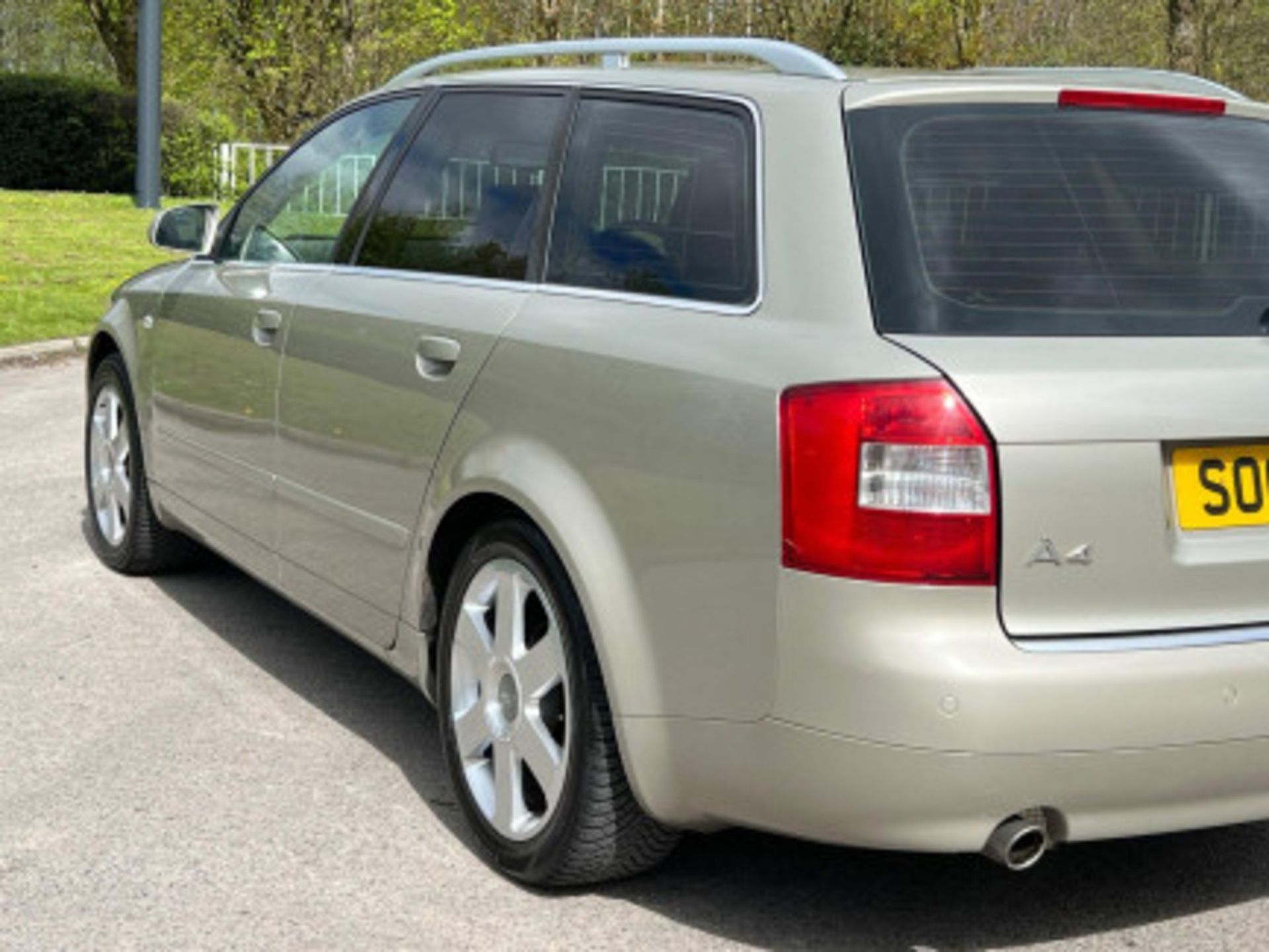 IMPECCABLE AUDI A4 AVANT 2.4 SE CVT 5DR ESTATE >>--NO VAT ON HAMMER--<< - Image 155 of 392