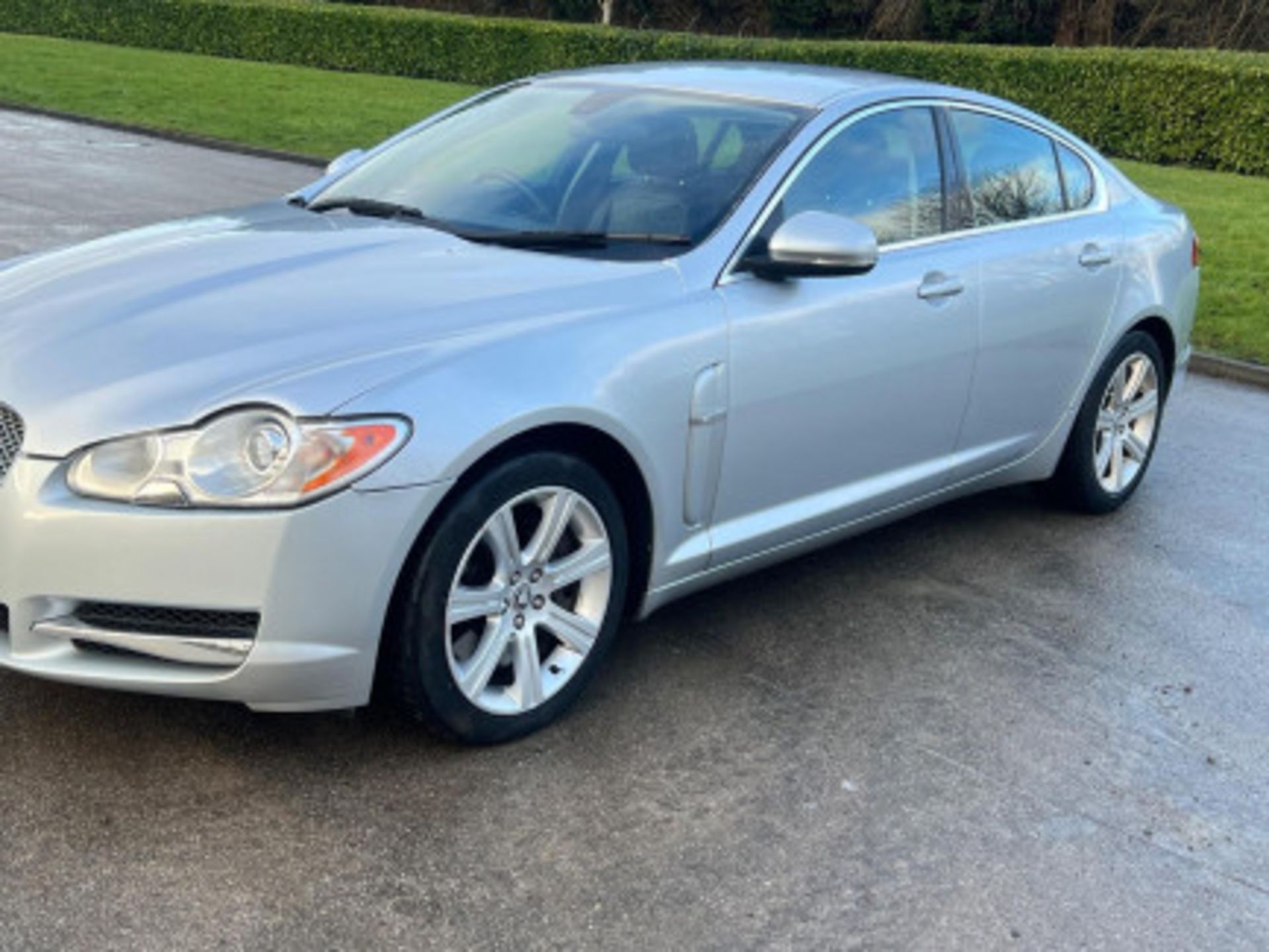 LUXURIOUS JAGUAR XF 3.0D V6 LUXURY 4DR AUTOMATIC SALOON >>--NO VAT ON HAMMER--<< - Image 32 of 80