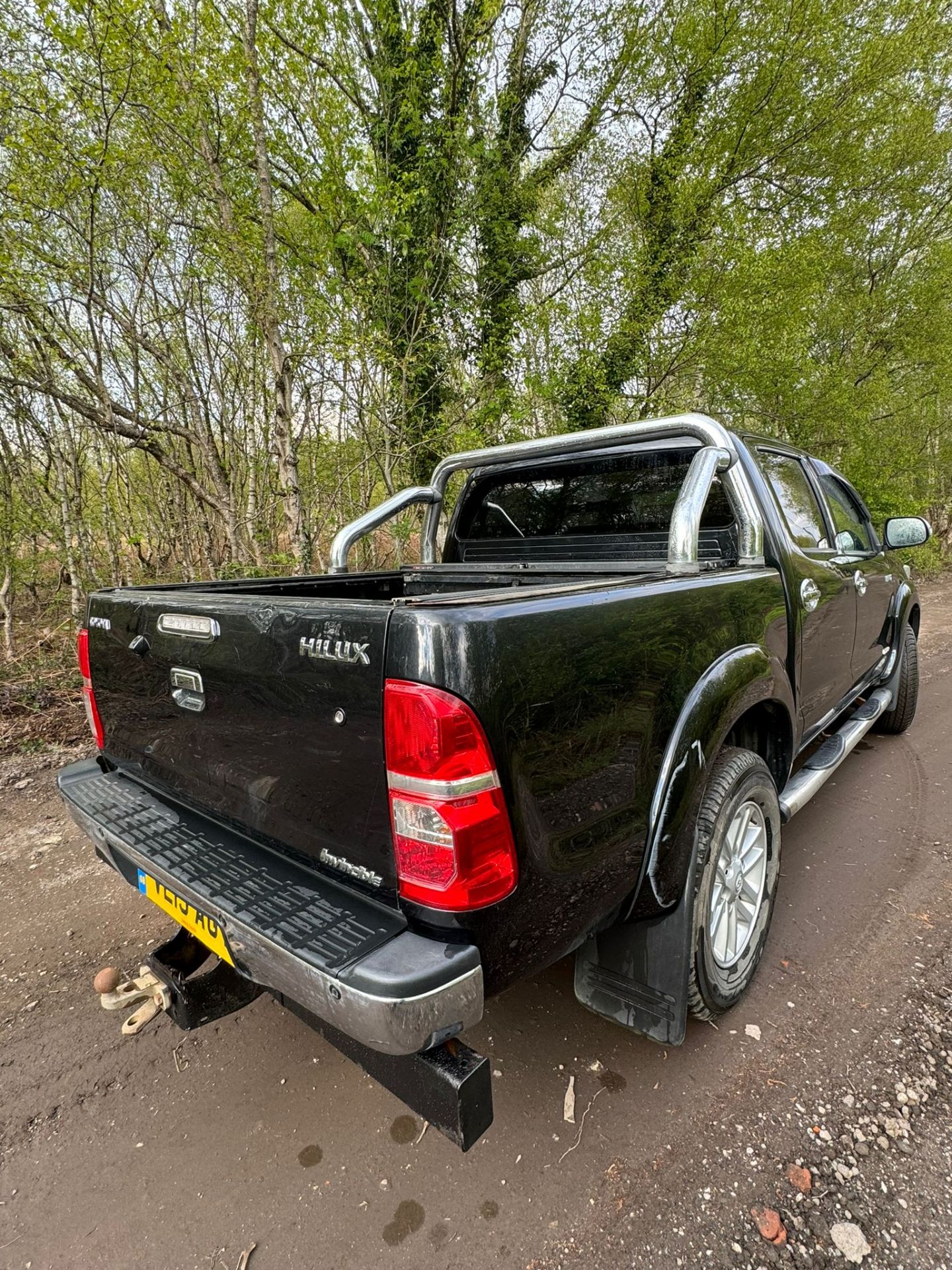 EXPLORE ADVENTURE WITH THE TOYOTA HILUX INVINCIBLE 3.0 AUTOMATIC - Image 9 of 12