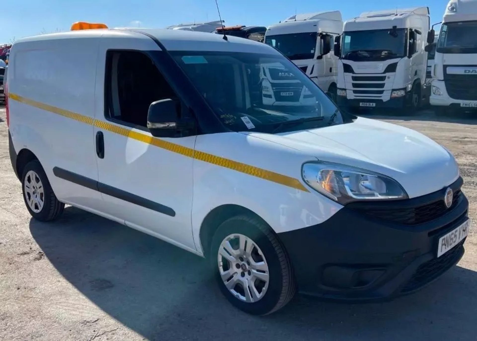 2015 FIAT DOBLO HDI PANEL VAN - RELIABLE FLEET VEHICLE, READY FOR WORK - Image 11 of 13