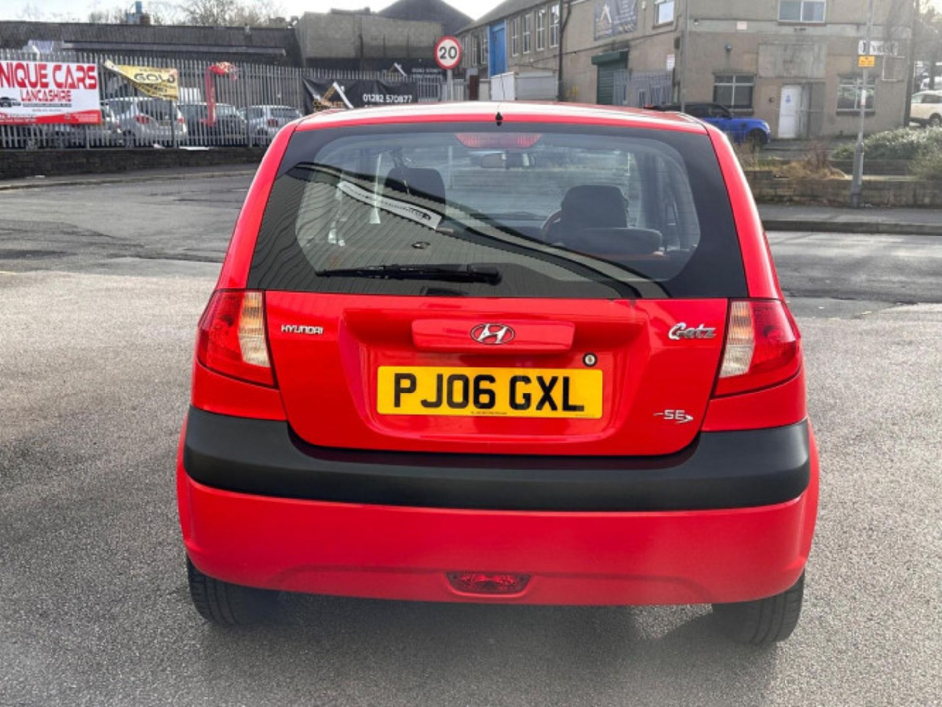 >>--NO VAT ON HAMMER--<< EFFICIENT AND STYLISH HYUNDAI GETZ 1.1 SE 3DR(ONLY 78 K MILES ) - Image 89 of 95