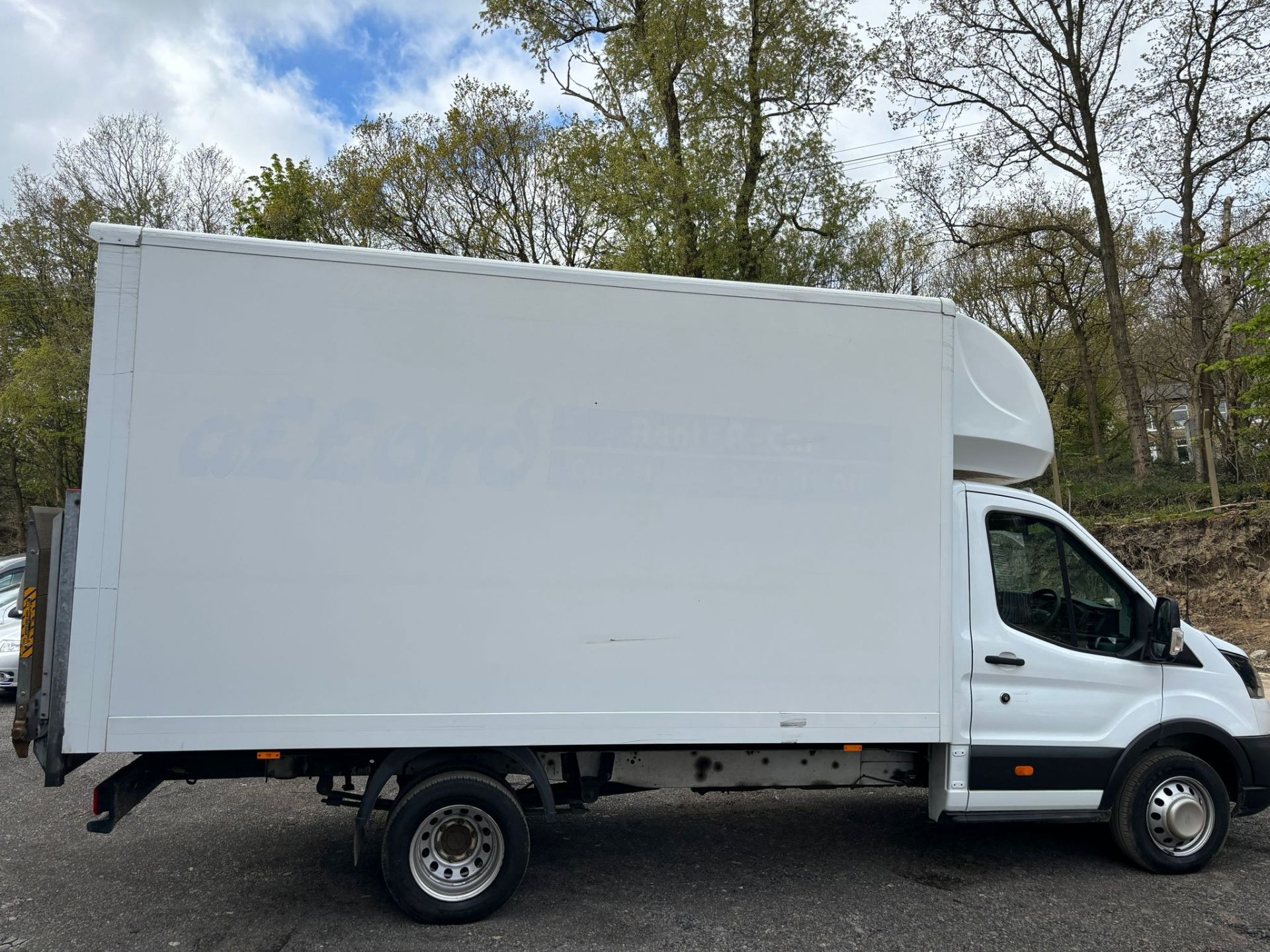 2021 FORD TRANSIT LUTON BOX VAN WITH TAIL LIFT - Image 6 of 11