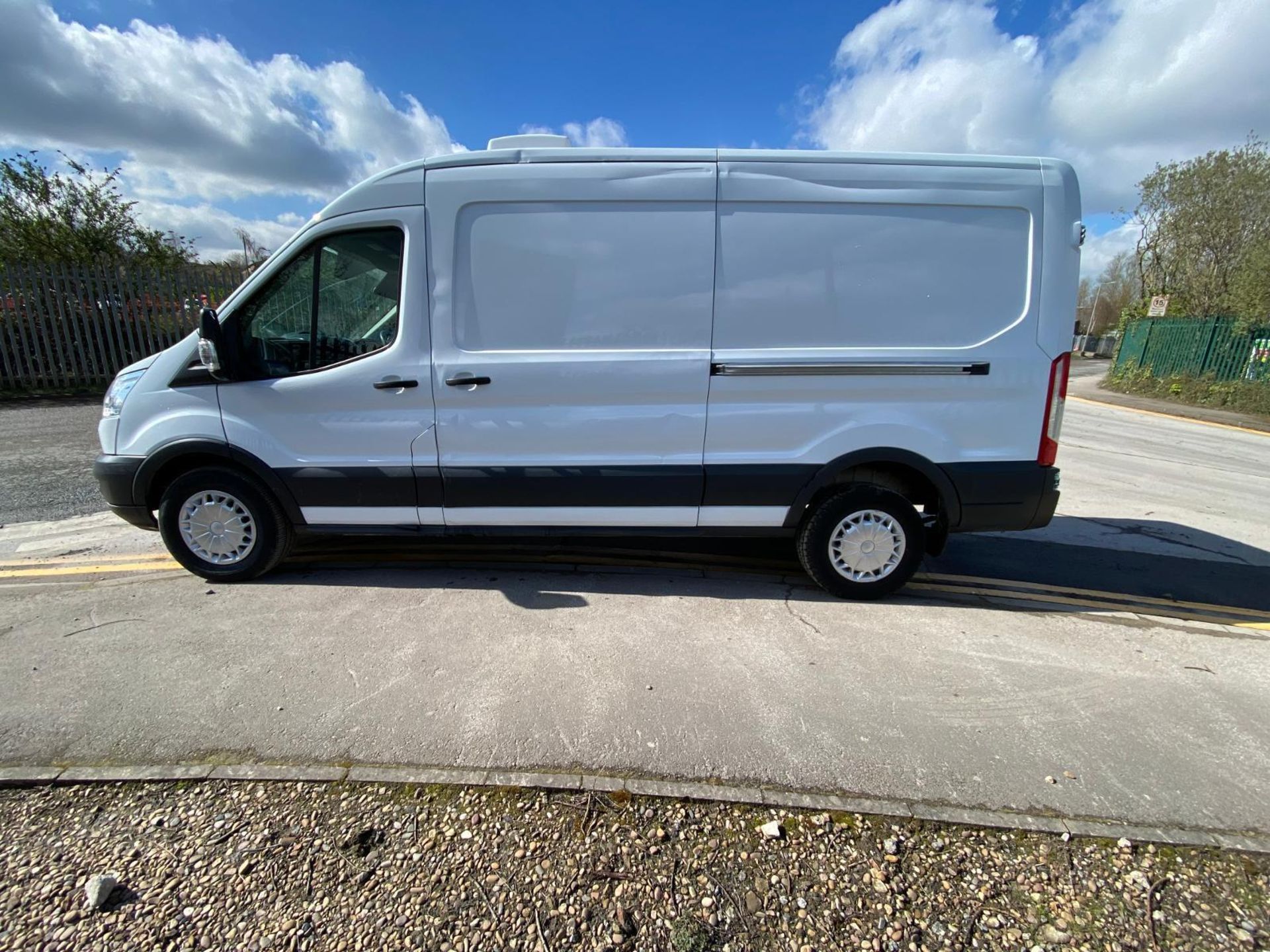 ICY EXPRESS: 2016 FORD TRANSIT REFRIGERATION EDITION >>--NO VAT ON HAMMER--<< - Image 10 of 15