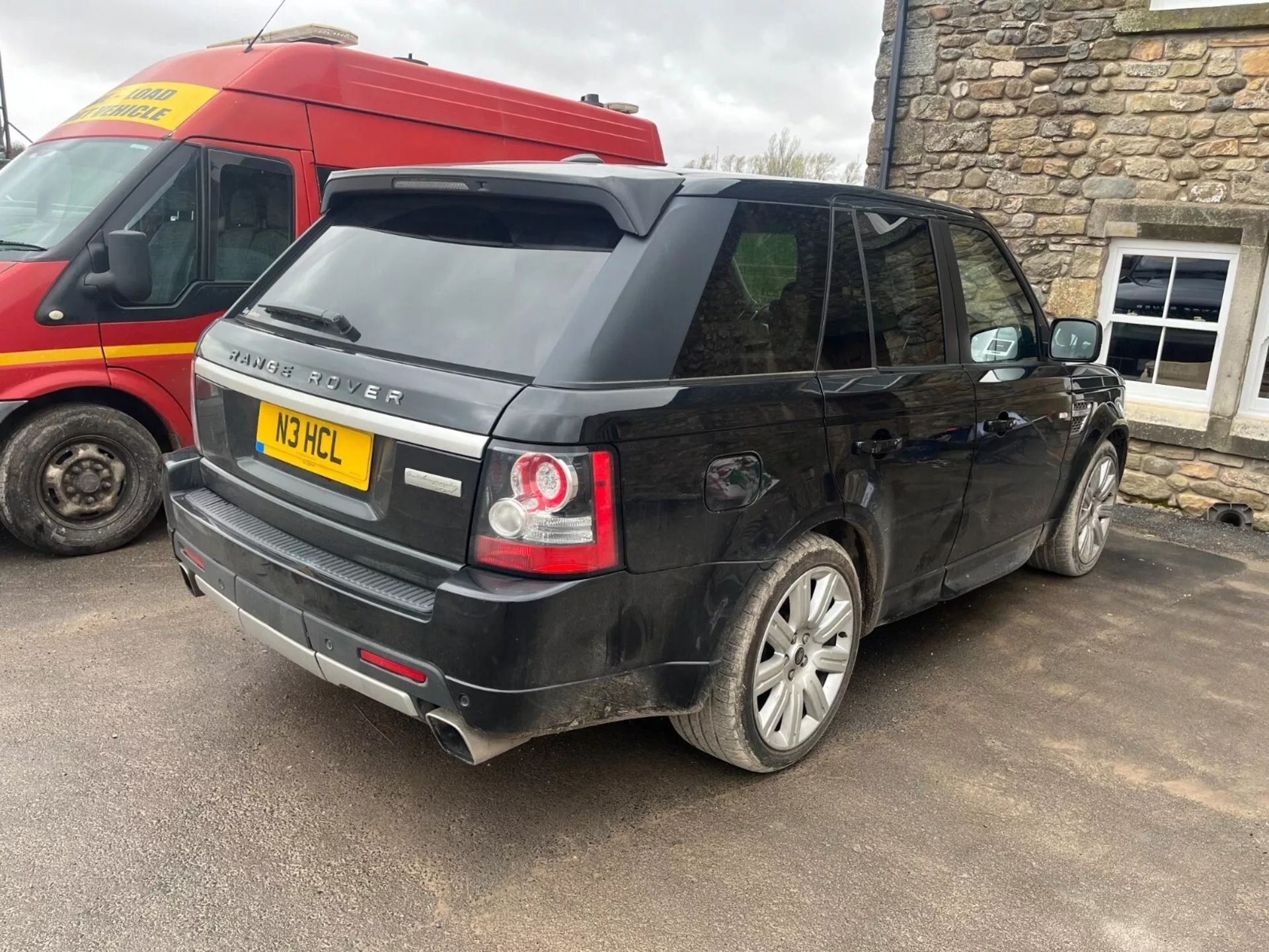 2012 LANDROVER RANGE ROVER SPORT AUTOBIOGRAPHY *SPARES OR REPAIRS - Image 2 of 8