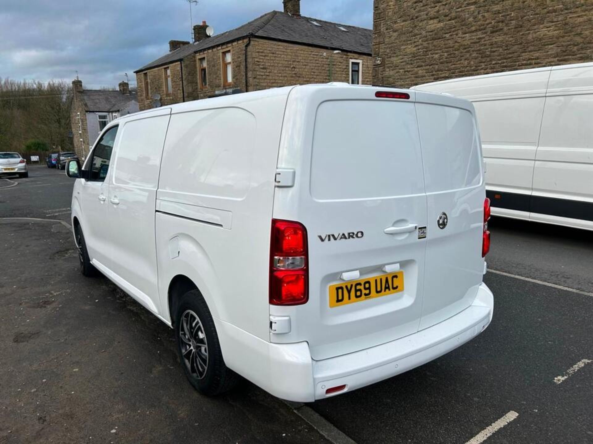 2019 VAUXHALL VIVARO SPORTIVE- ONLY 21 MILES- READY FOR YOUR BUSINESS! - Bild 3 aus 14