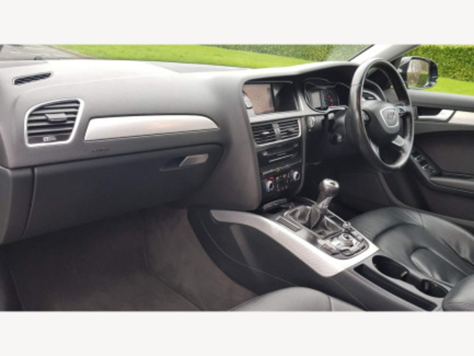 2013 AUDI A4 2.0 TDI SE TECHNIK 4DR - >>-NO VAT ON HAMMER<< - Image 28 of 129