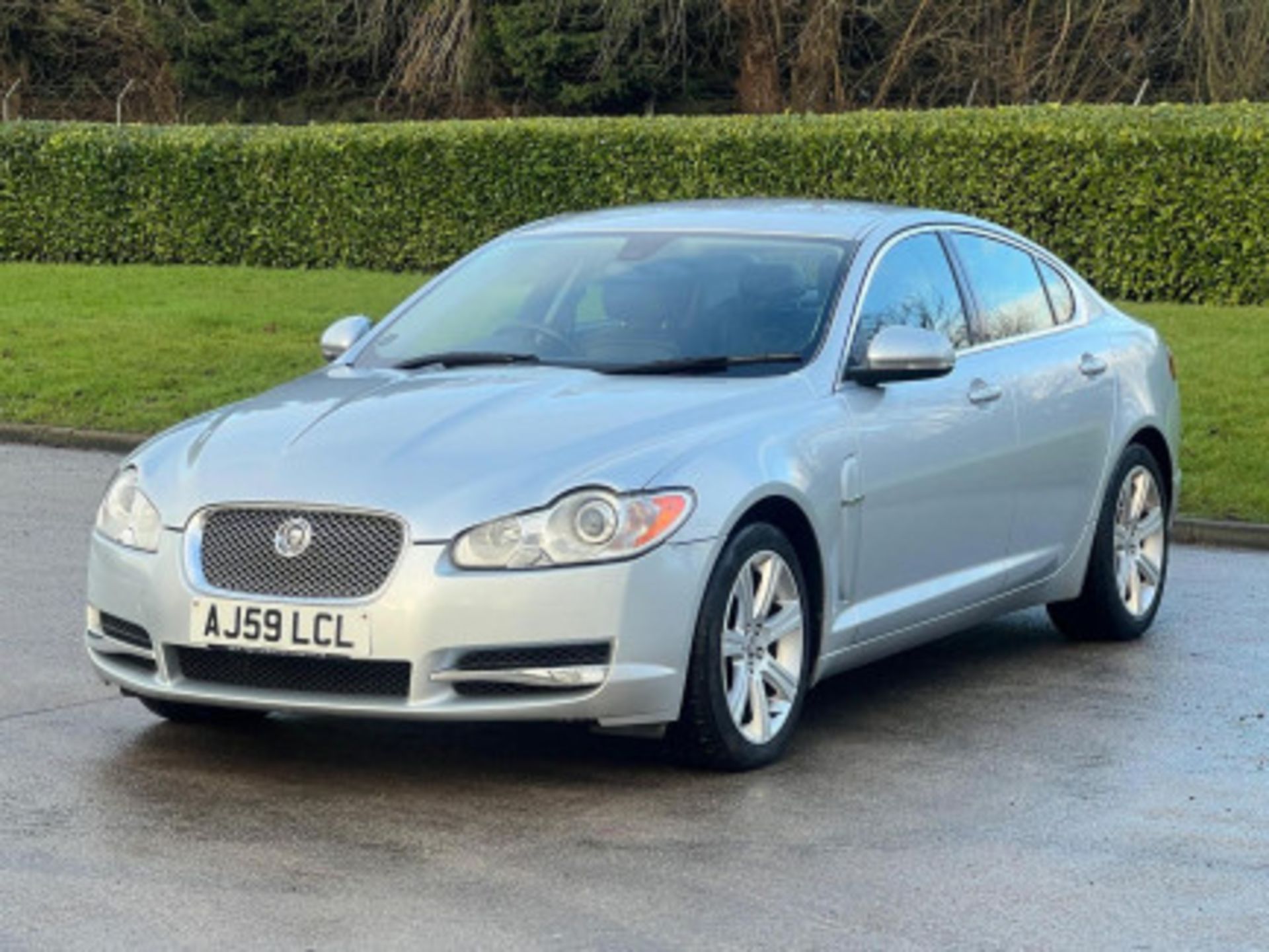 LUXURIOUS JAGUAR XF 3.0D V6 LUXURY 4DR AUTOMATIC SALOON >>--NO VAT ON HAMMER--<< - Image 33 of 80