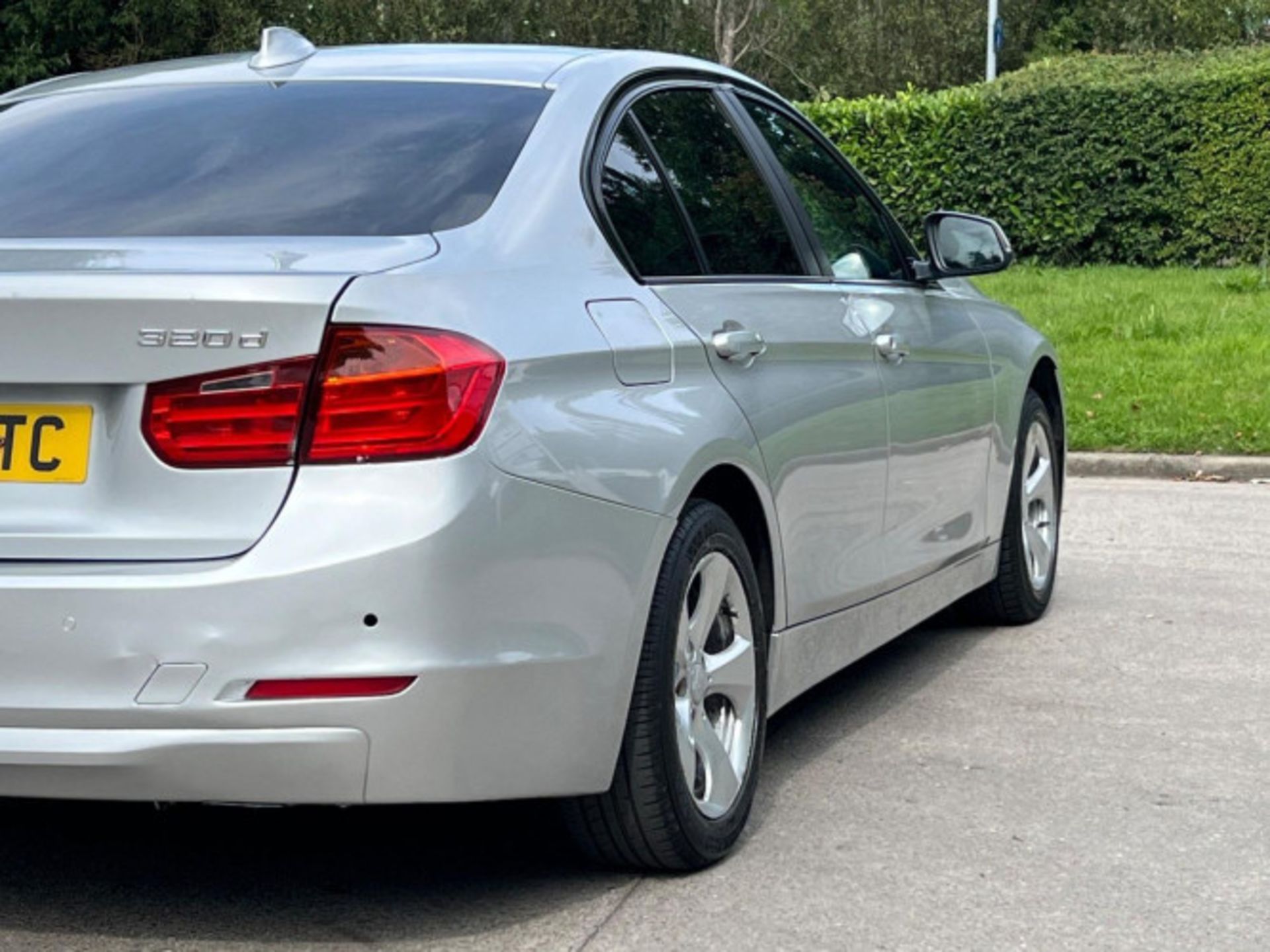 BMW 3 SERIES 2.0 DIESEL ED START STOP - A WELL-MAINTAINED GEM >>--NO VAT ON HAMMER--<< - Image 217 of 229