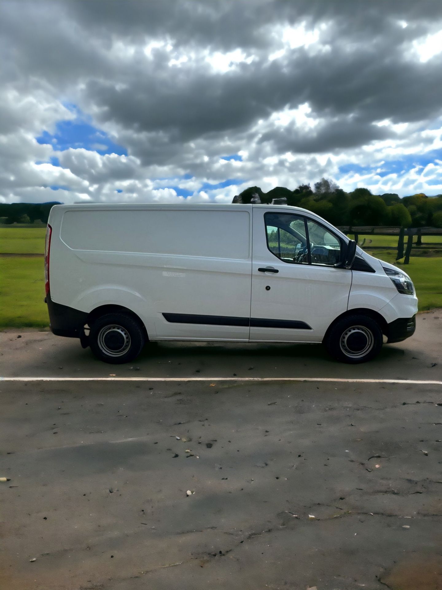 2018 FORD TRANSIT CUSTOM T300 - NEW SHAPE - Image 8 of 16