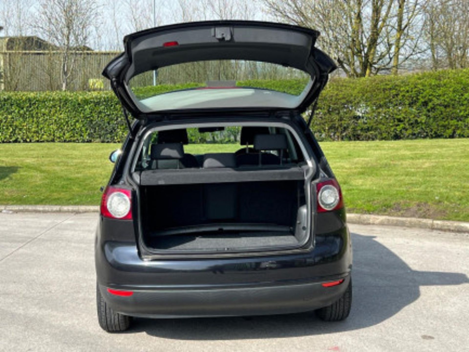 VOLKSWAGEN GOLF PLUS 1.9 TDI PD LUNA 5DR >>--NO VAT ON HAMMER--<< - Image 43 of 117