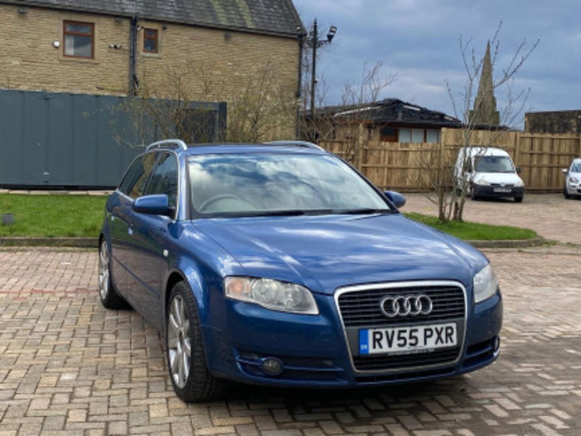 AUDI A4 AVANT 1.9 TDI SE 5DR ESTATE - RARE AND RELIABLE LUXURY WAGON >>--NO VAT ON HAMMER--<<