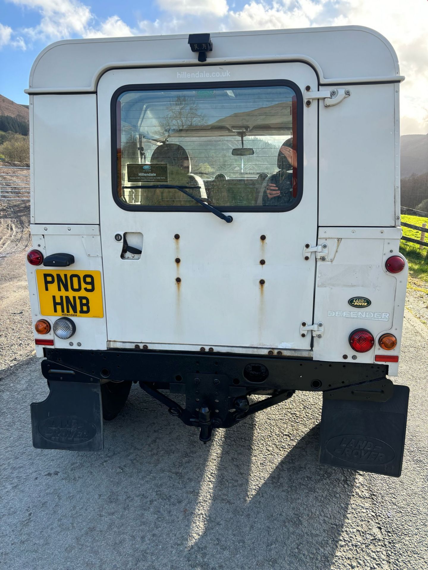 LAND ROVER DEFENDER 90 HARDTOP 4X4 SWB - Image 4 of 14