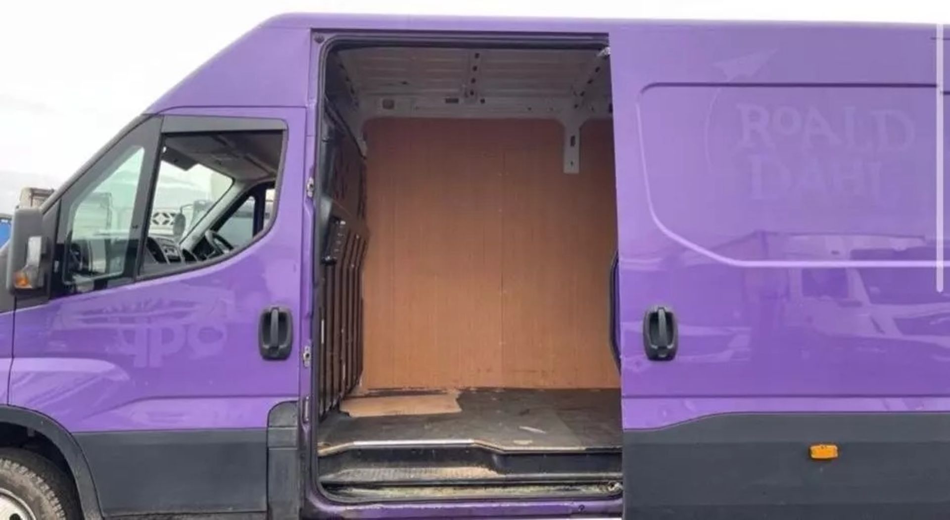 015 IVECO DAILY 50C17 EXTRA LONG WHEEL BASE PANEL VAN - Image 13 of 16