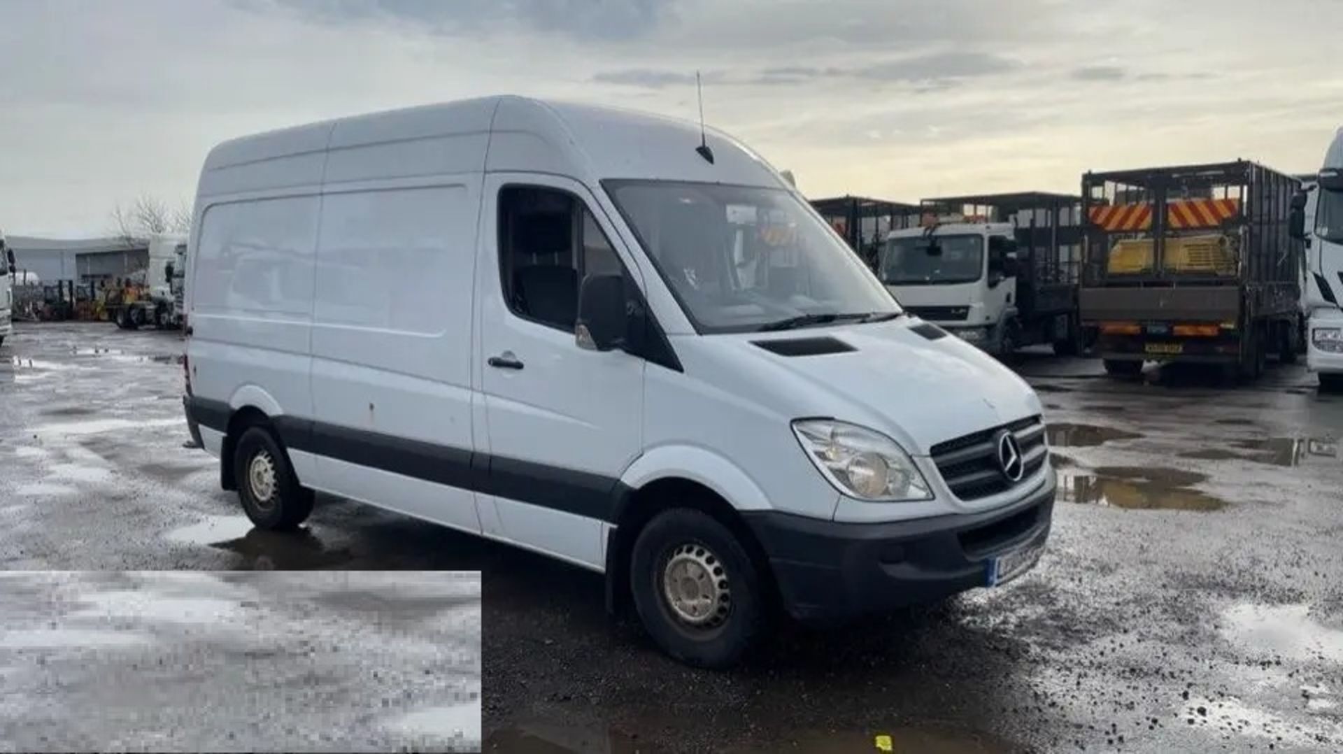 MERCEDES-BENZ SPRINTER 2013 - DIRECT FROM FEDEX, IDEAL FOR HEAVY DUTY - Image 12 of 13